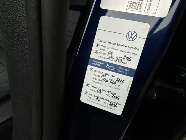 Volkswagen Golf view 19