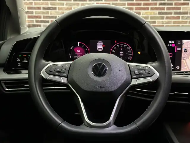 Volkswagen Golf view 13