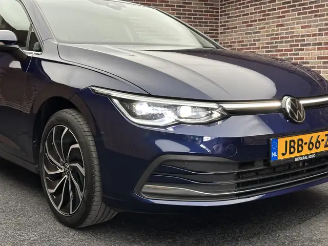Volkswagen Golf view 20