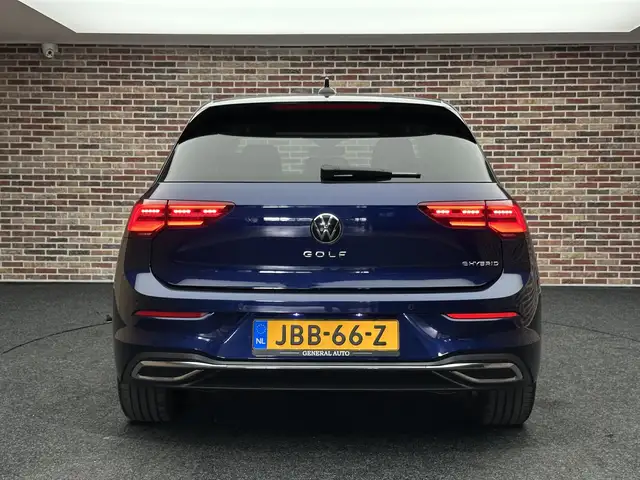 Volkswagen Golf view 7