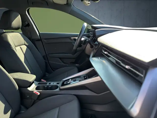 Audi A3 view 22