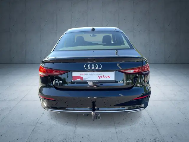Audi A3 view 4