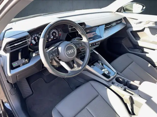 Audi A3 view 9