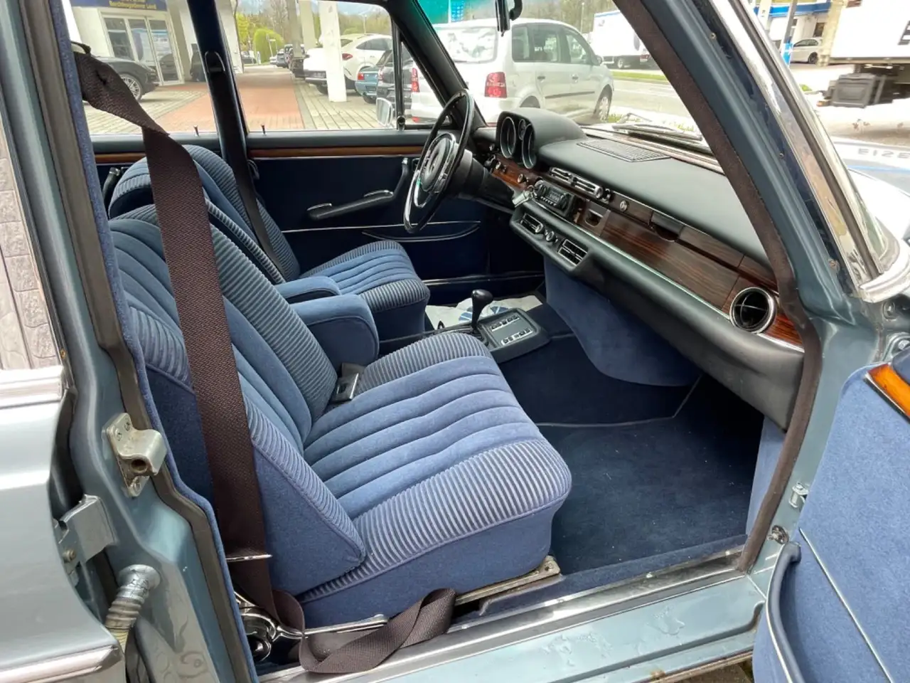 Mercedes-Benz 300 SEL, foto 11