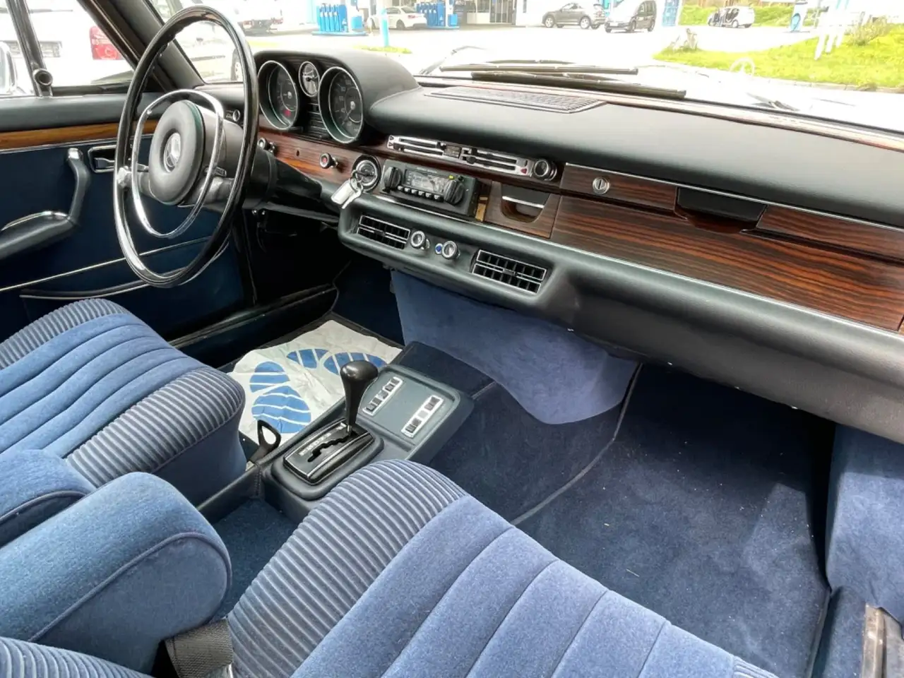 Mercedes-Benz 300 SEL, foto 12