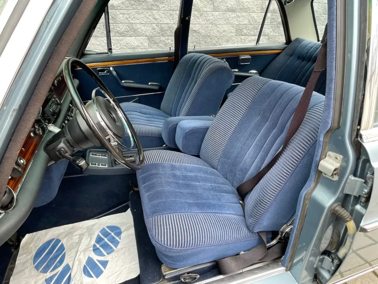 Mercedes-Benz 300 SEL, foto 8