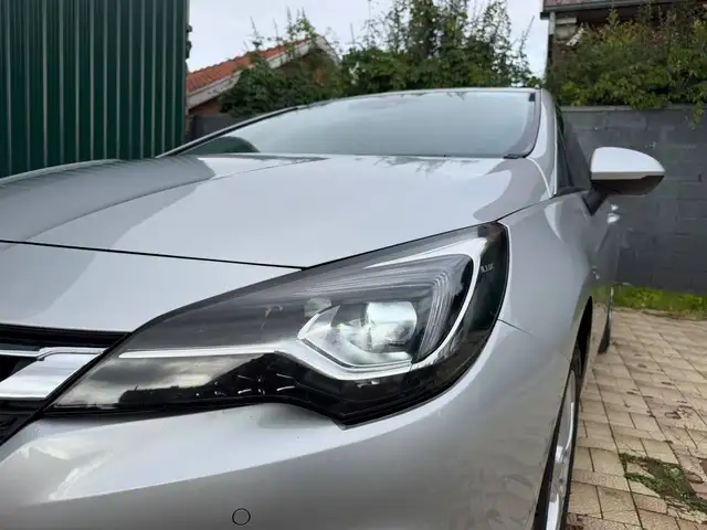 Opel Astra view 13