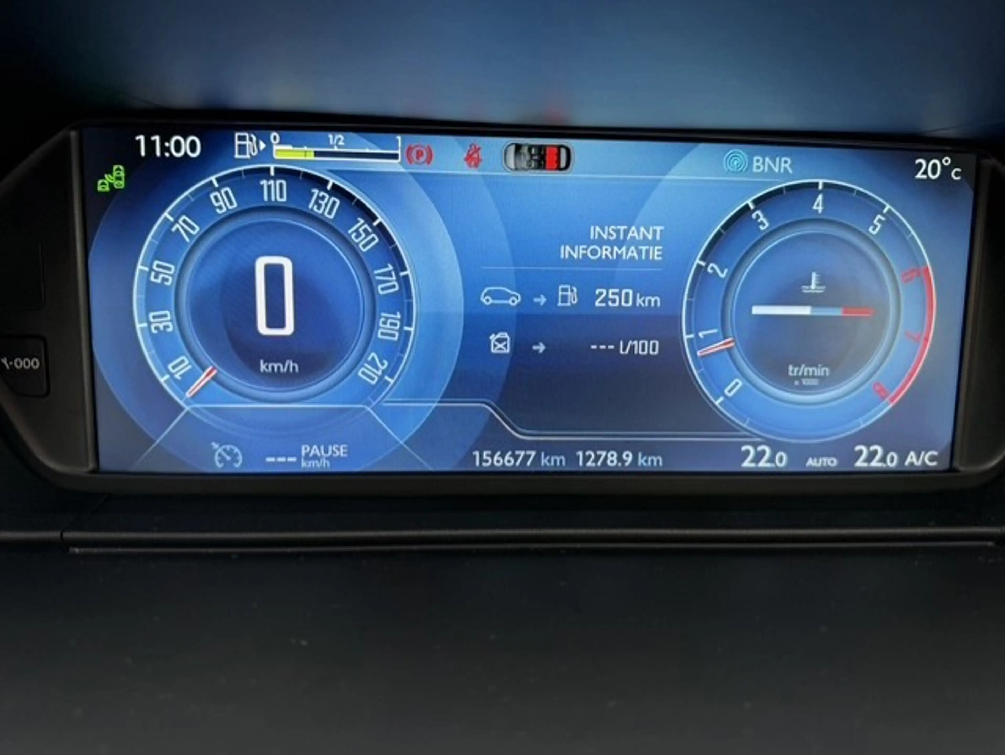 Citroen C4 Picasso 1.6 THP Intensive NAVI PARKEER CAMARA — photo 9