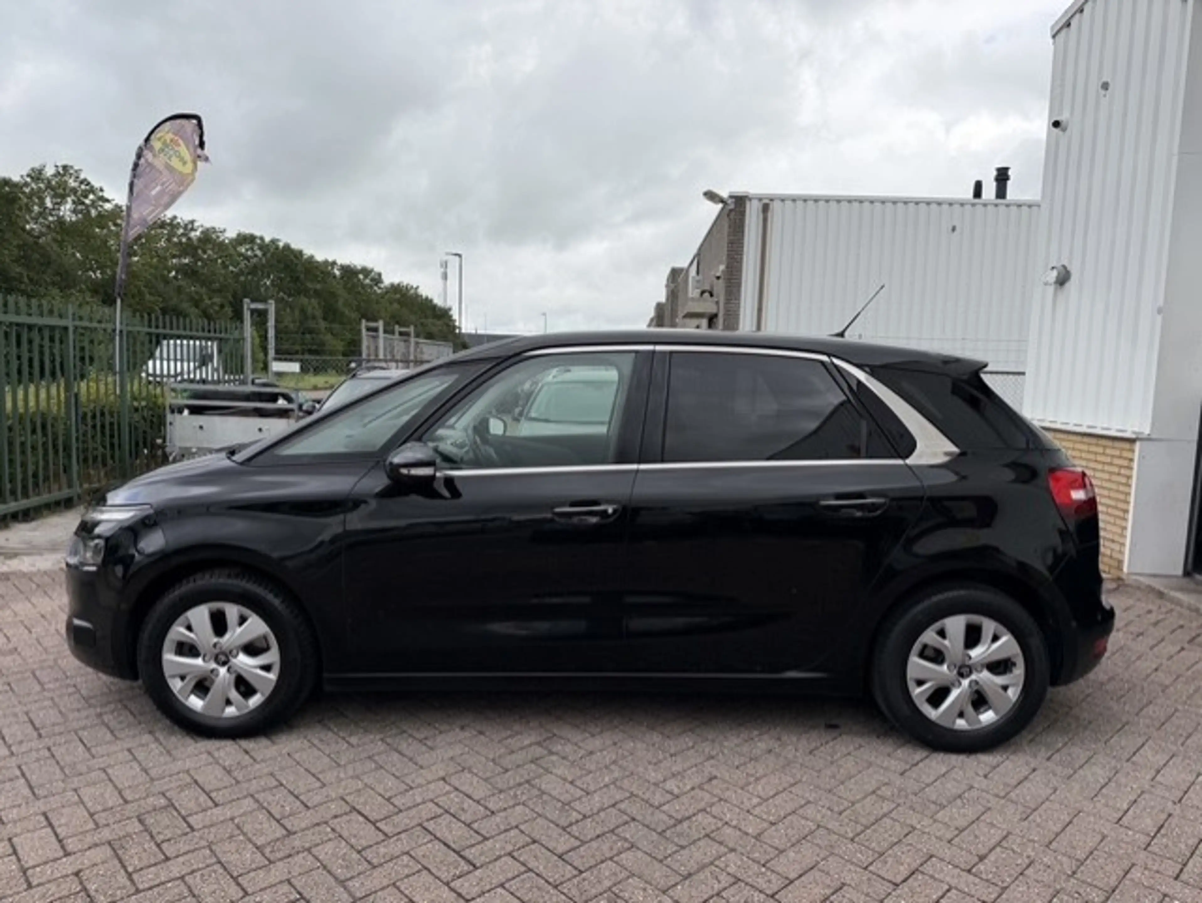 Citroen C4 Picasso 1.6 THP Intensive NAVI PARKEER CAMARA — photo 2