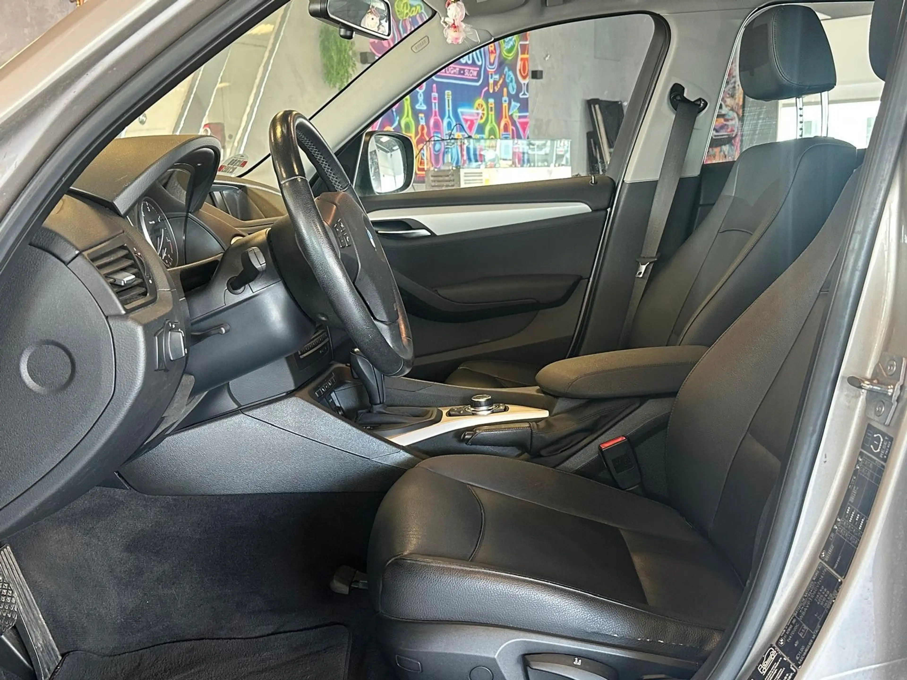 BMW X1 xDrive 20d * Panorama * Automatik * Leder — photo 13