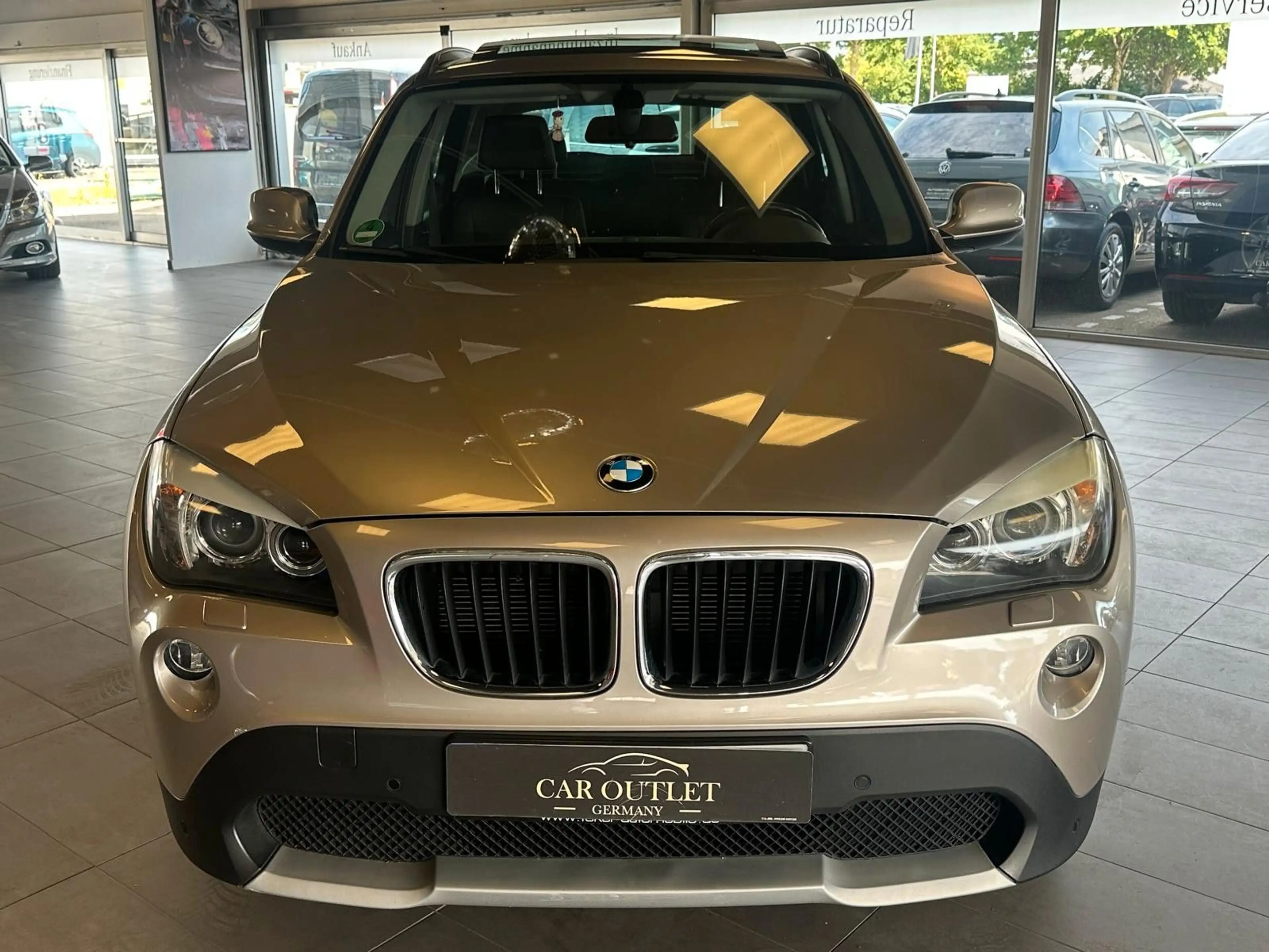 BMW X1 xDrive 20d * Panorama * Automatik * Leder — photo 2