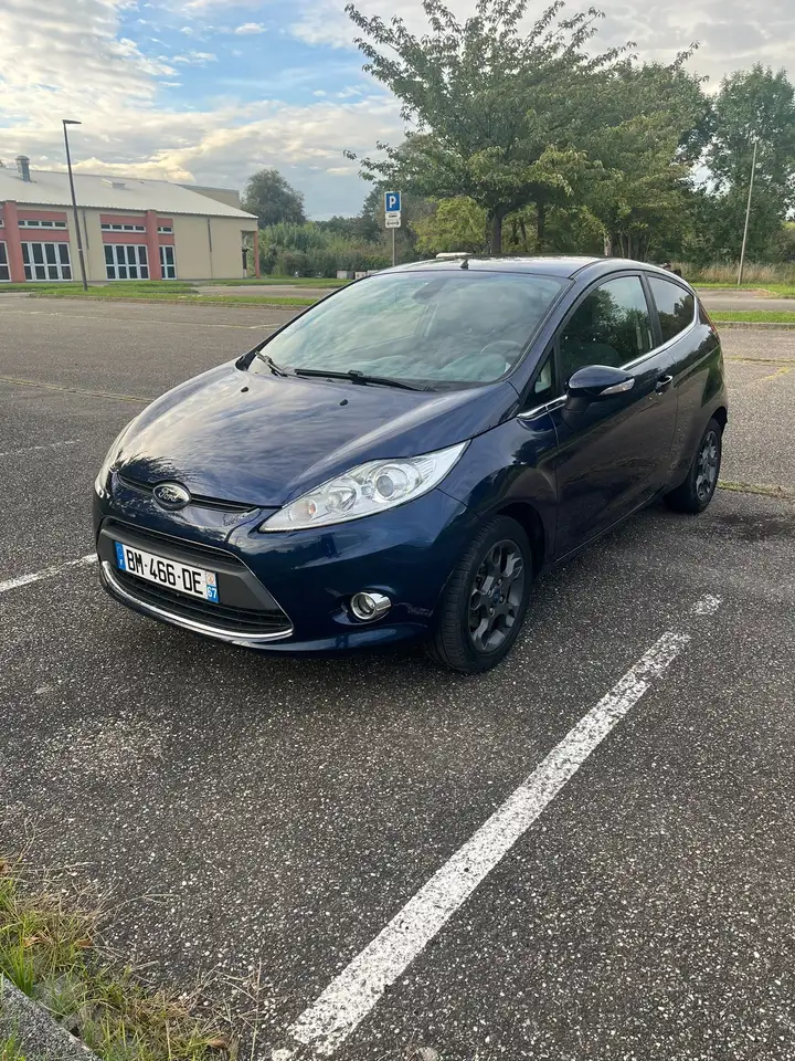 Ford Fiesta 3 portes — photo 3