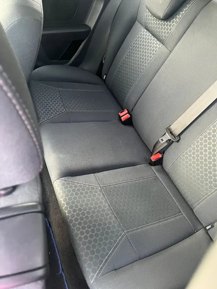 Ford Fiesta 3 portes — photo 5