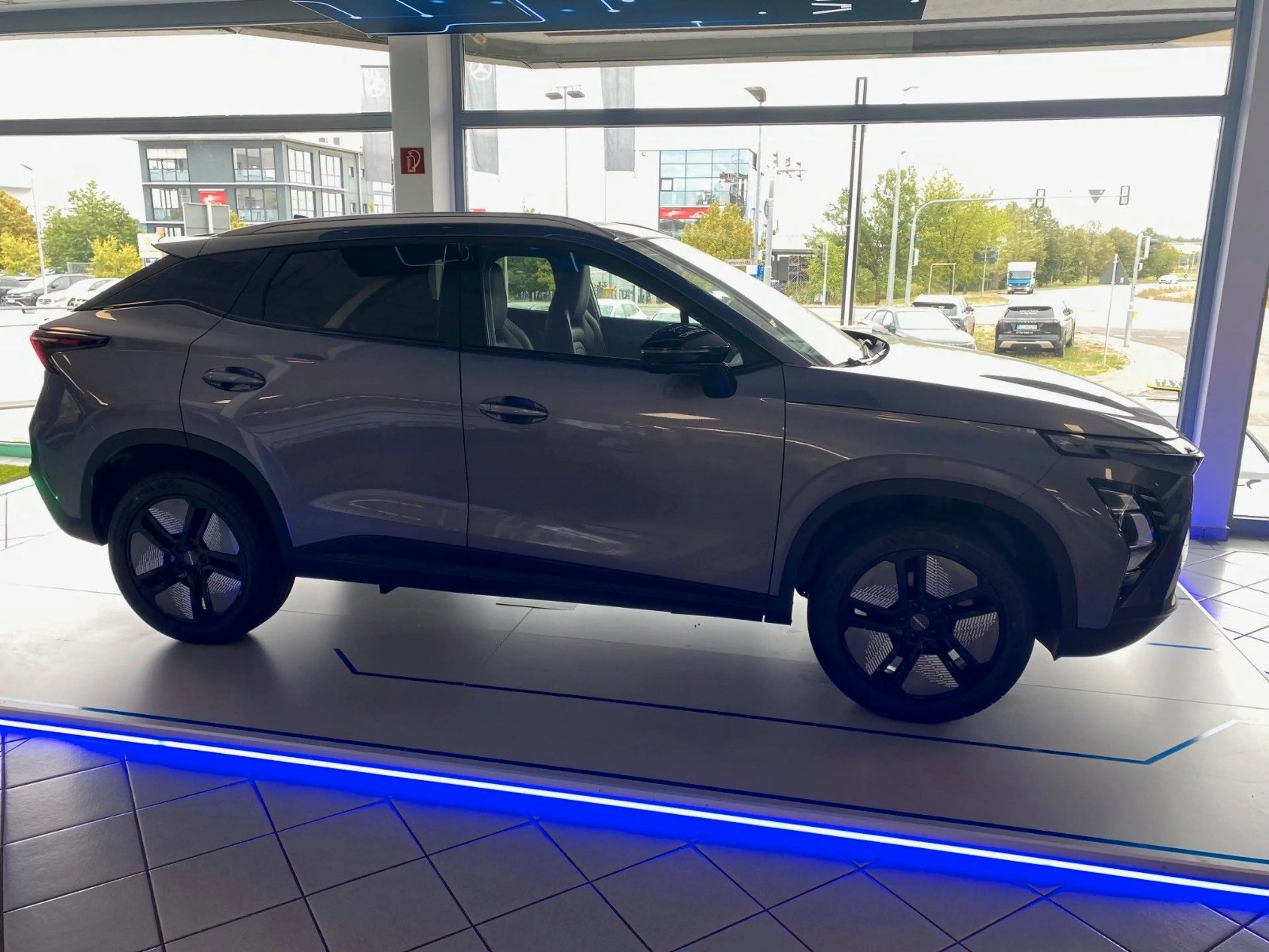 Omoda 5 EV Exclusive — photo 7