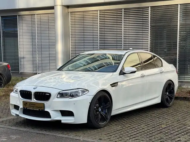 BMW M5 DKG*Vollaustattung*B&O*Softclose