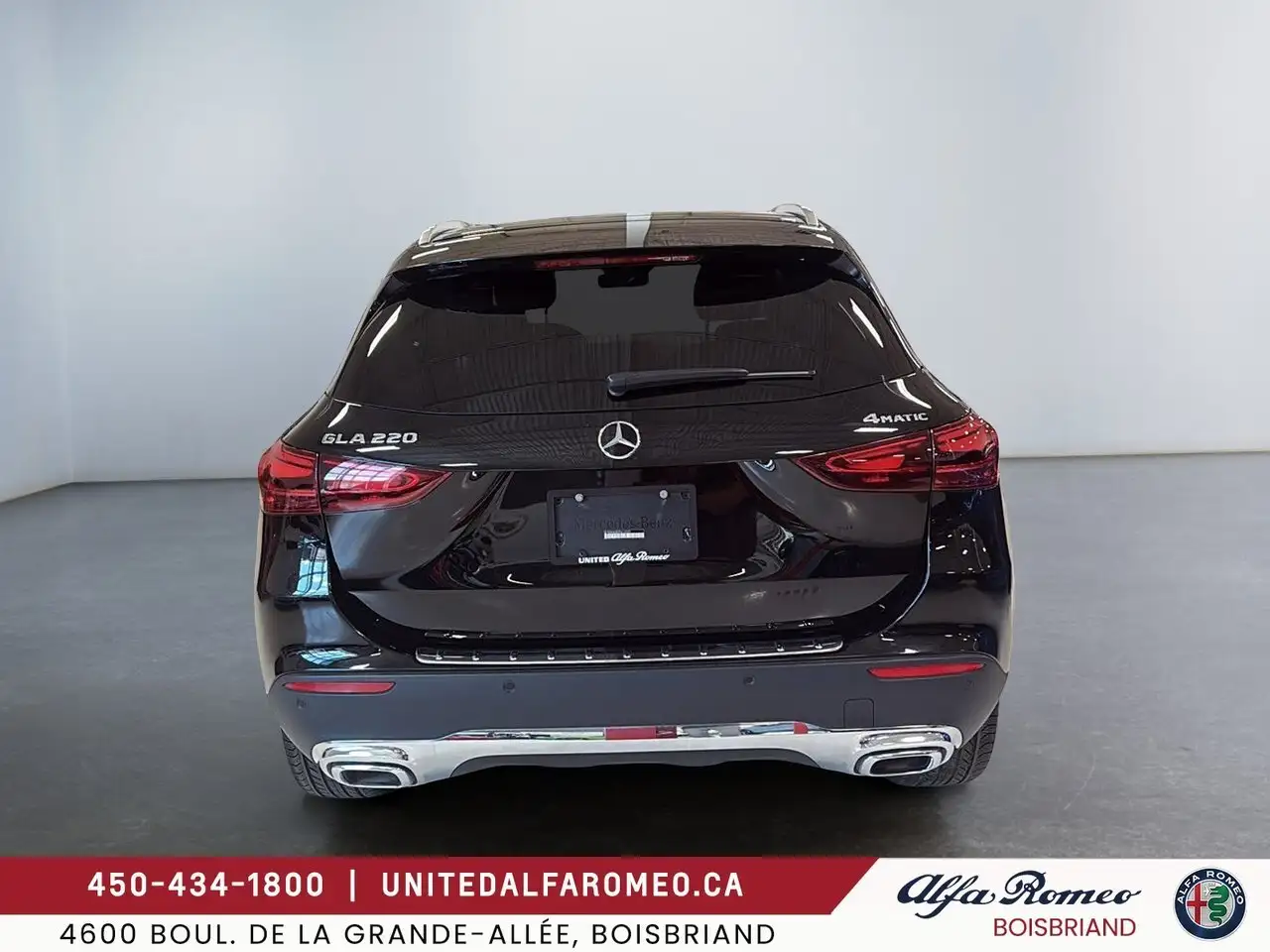 Mercedes-Benz GLA снимка Mercedes-Benz GLA