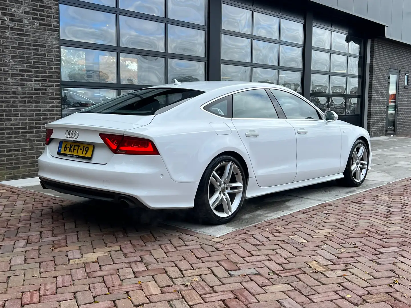 Audi A7 Sportback 3.0 TFSI quattro Pro Line plus | 1/2 Lee Weiß - 2