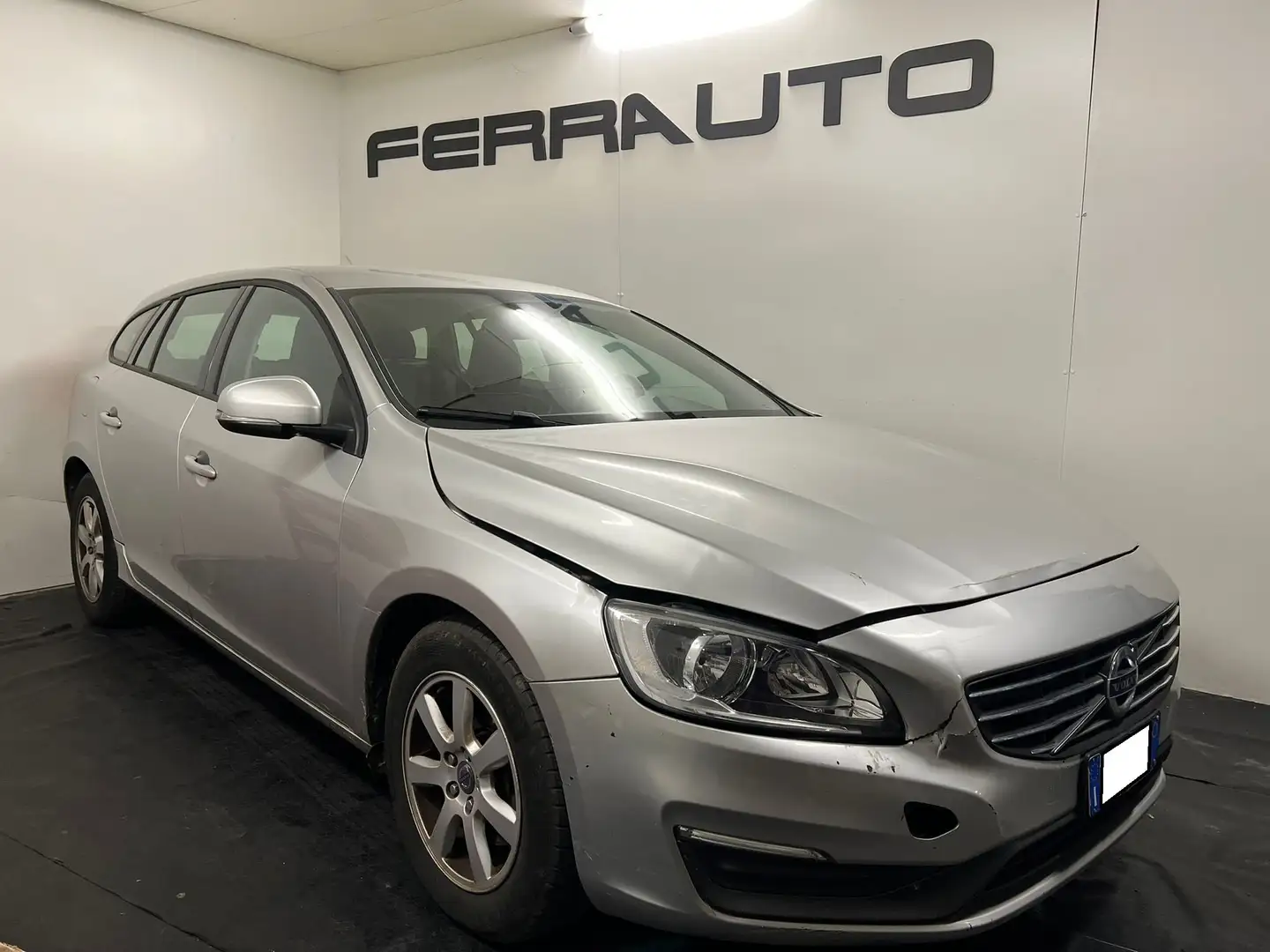 Volvo V60 V60 1.6 d2 Business Argento - 1
