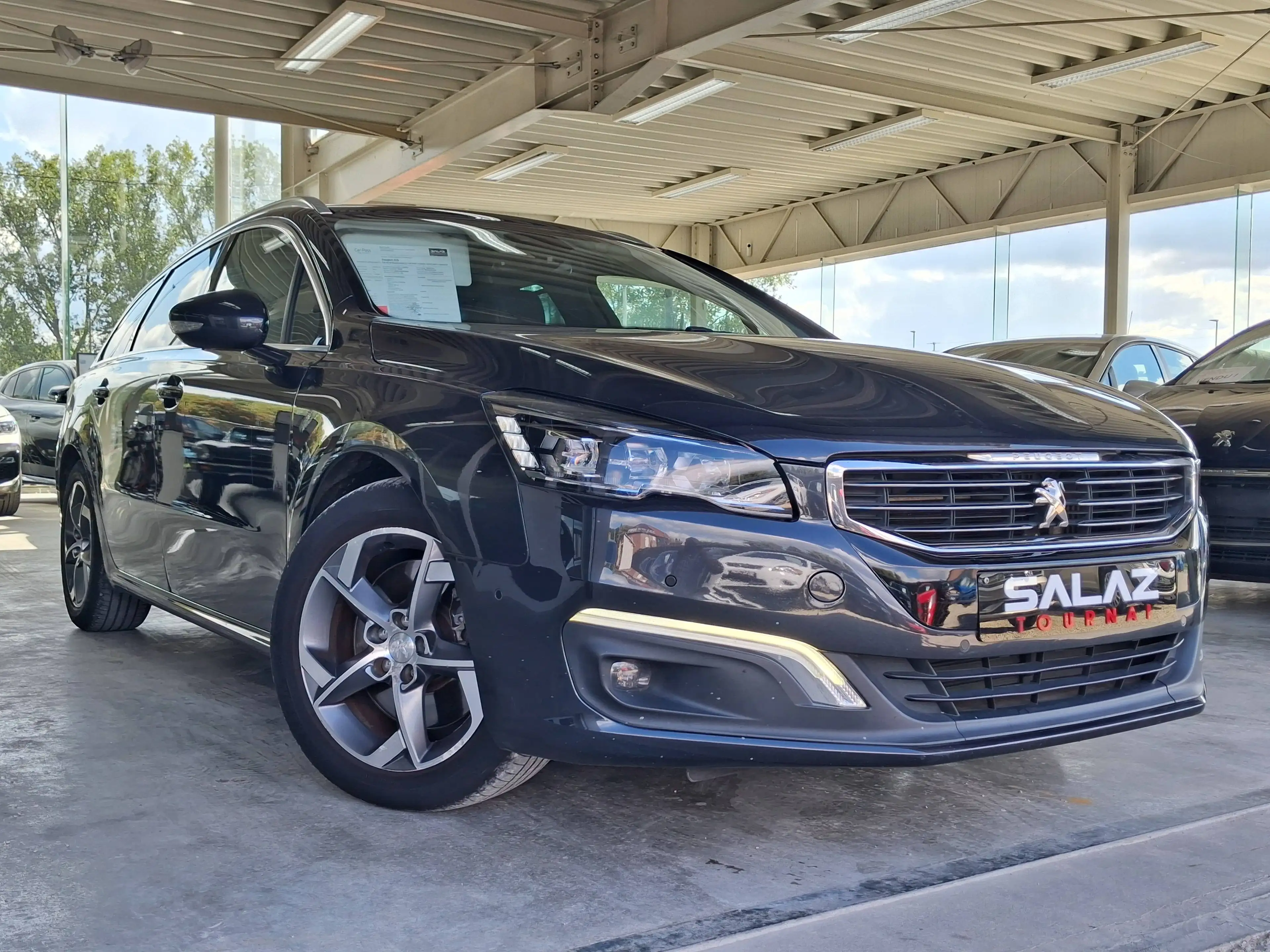 Peugeot 508 508 SW 2.0 BlueHDi Allure S / 1 ER PROP / CARNET / BOITE AUTO / GARANTIE — photo 4