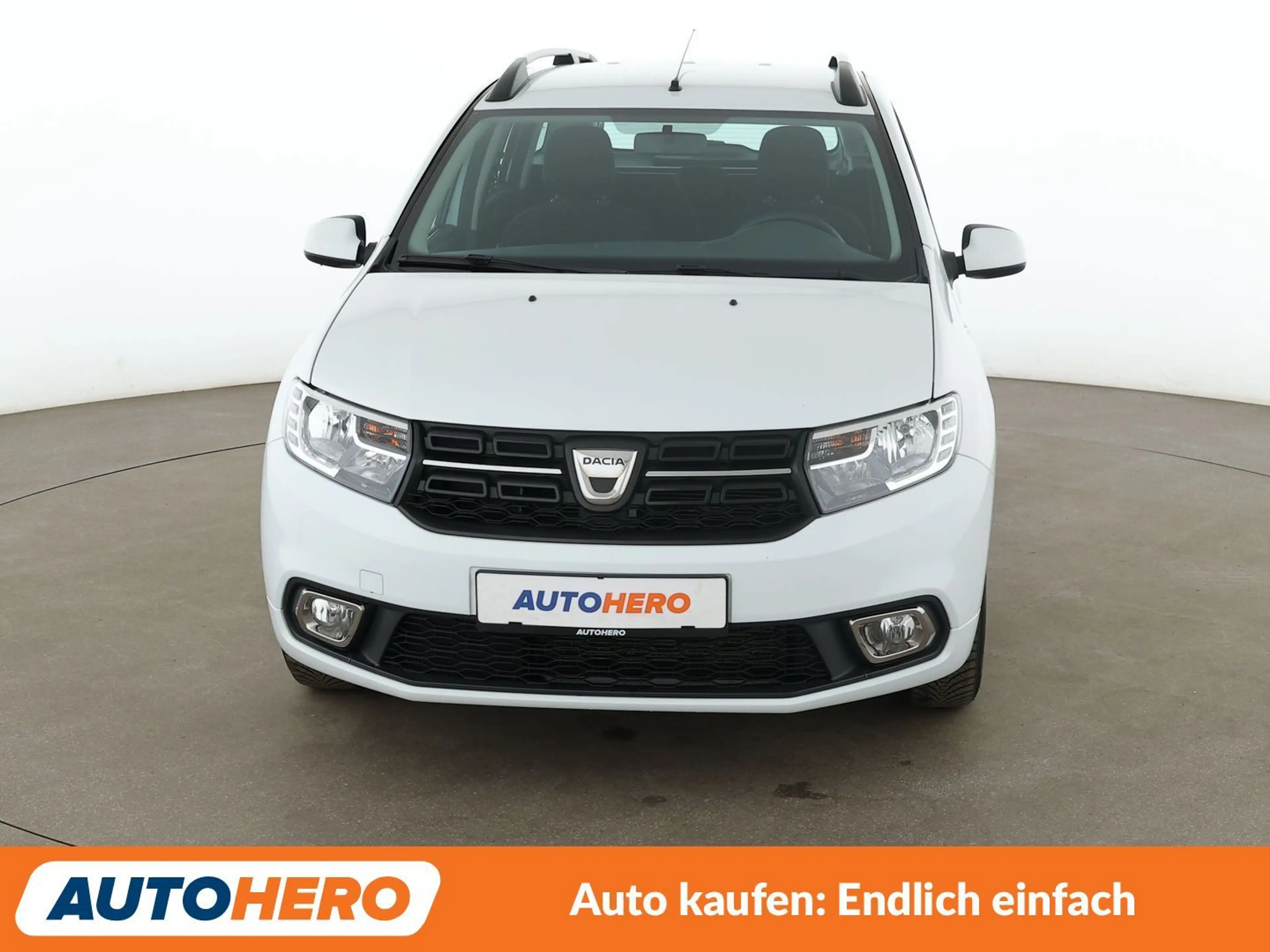 Dacia Logan 1.0 Laureate*KLIMA*CD*1.HAND*GARANTIE* — photo 9