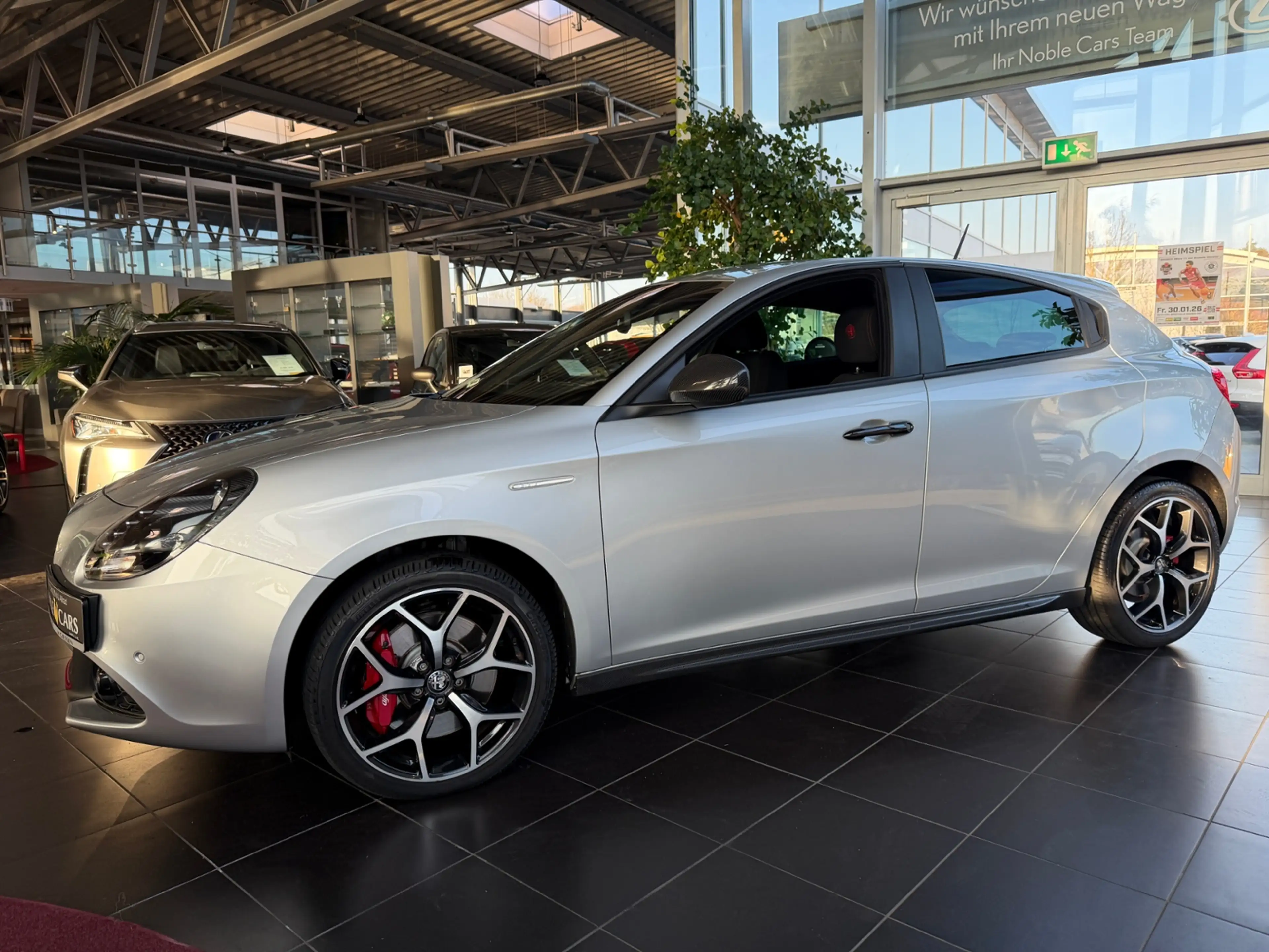 Alfa Romeo Giulietta Sport KLIMA NAV SHZ — photo 3