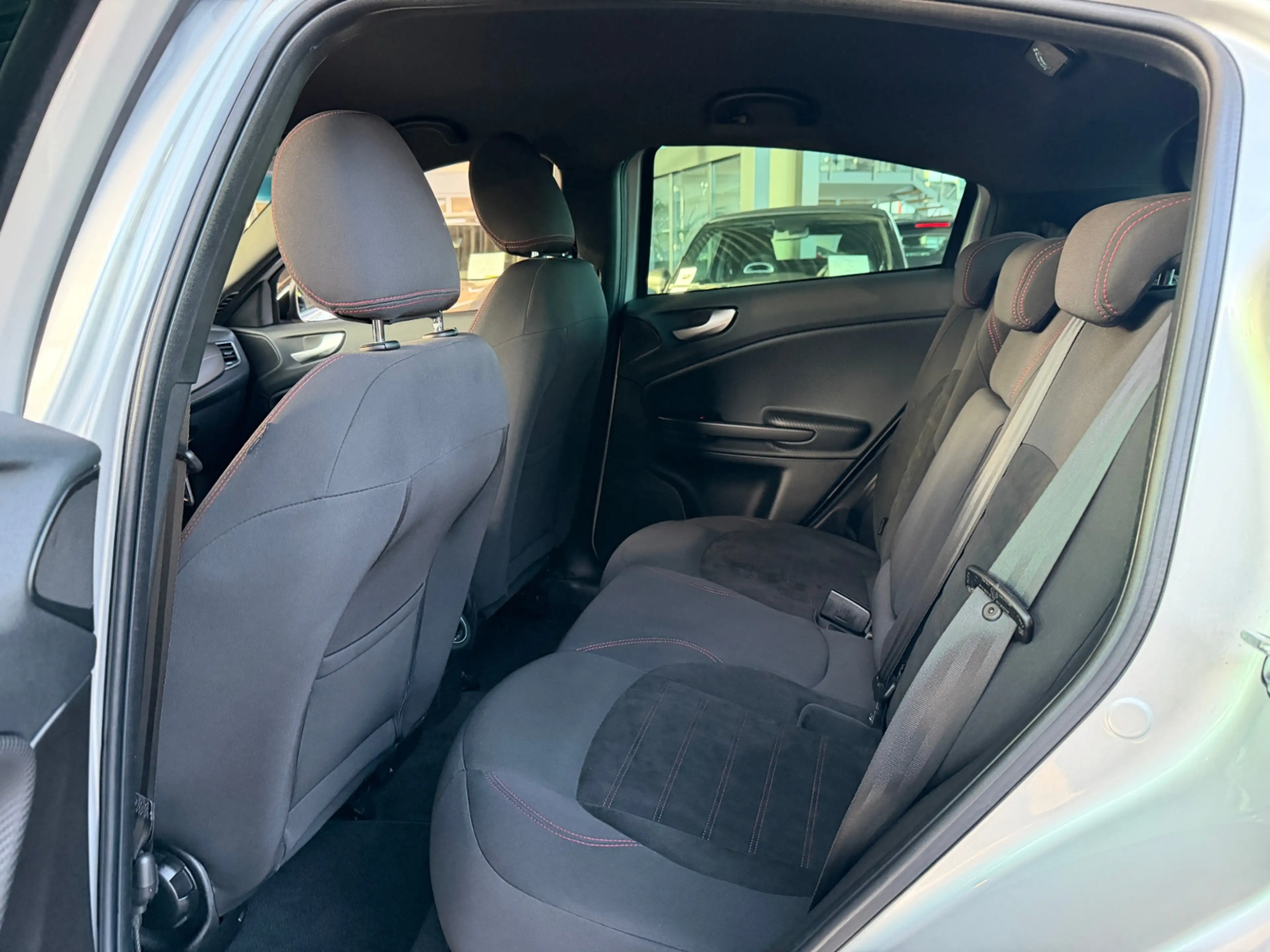 Alfa Romeo Giulietta Sport KLIMA NAV SHZ — photo 11
