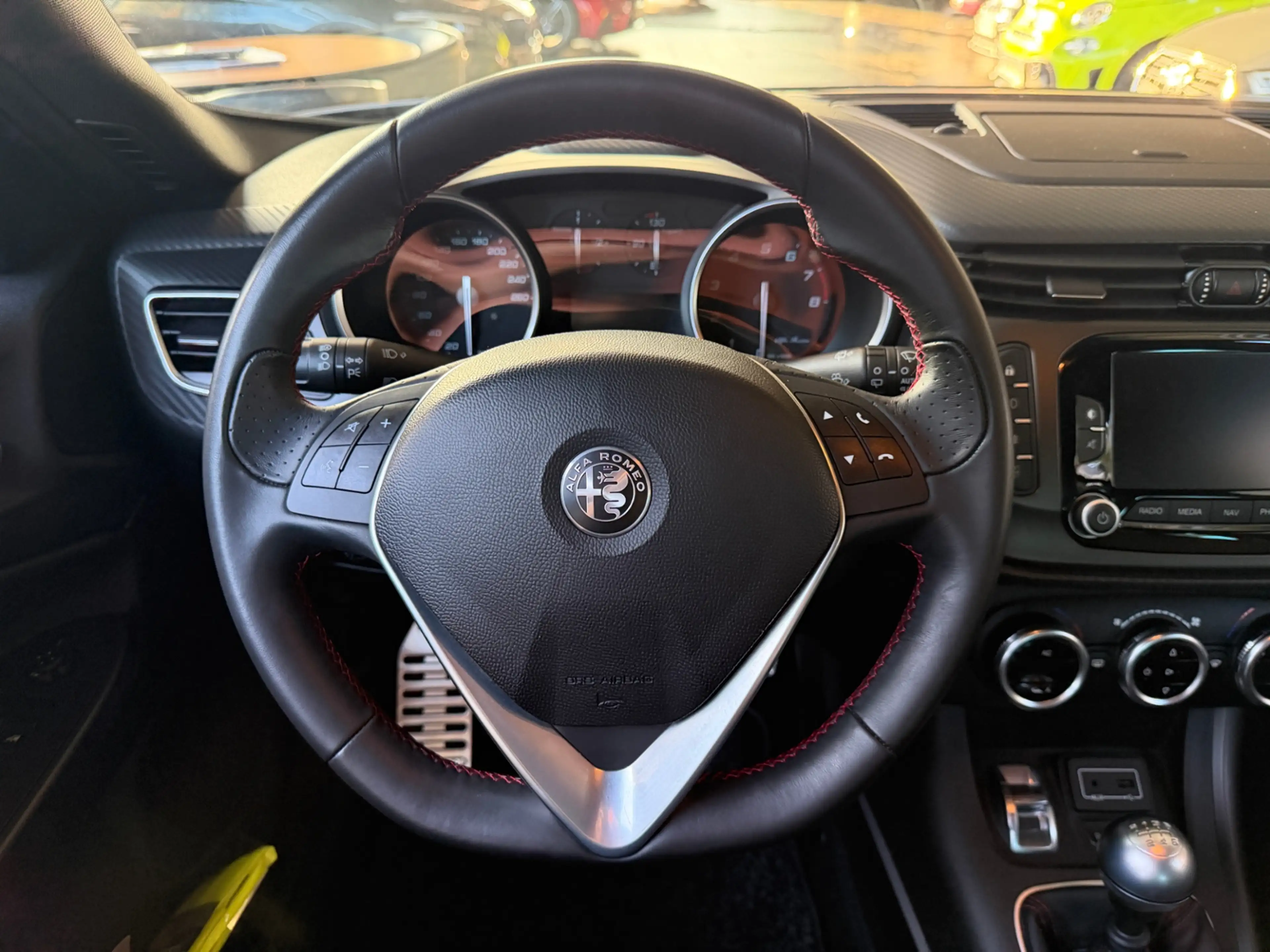 Alfa Romeo Giulietta Sport KLIMA NAV SHZ — photo 14