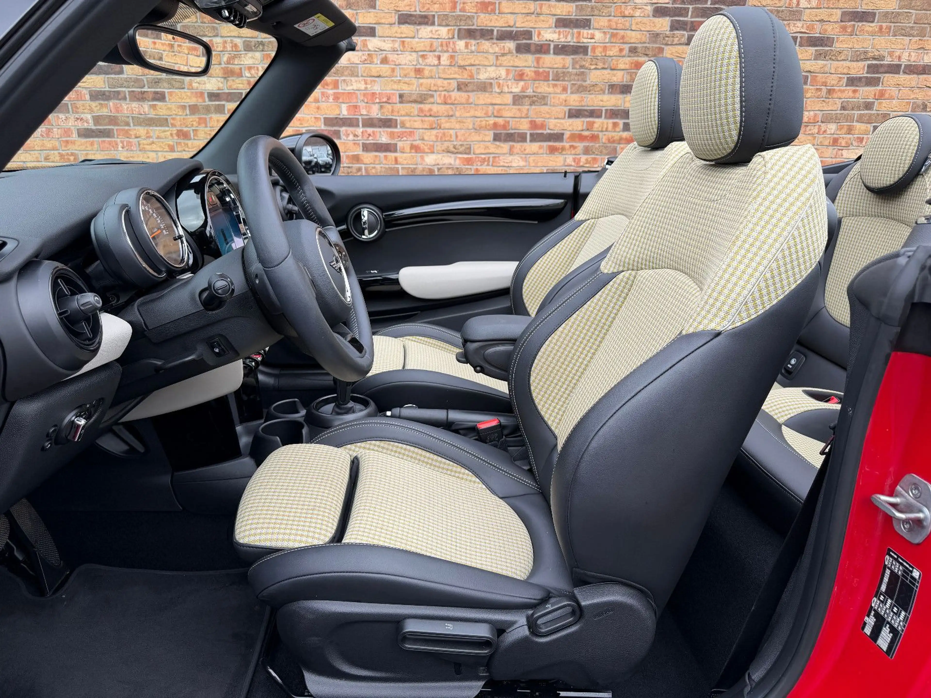 MINI Cooper Cabrio LED Sportsitze Shz PDC Lenkrhz — photo 15