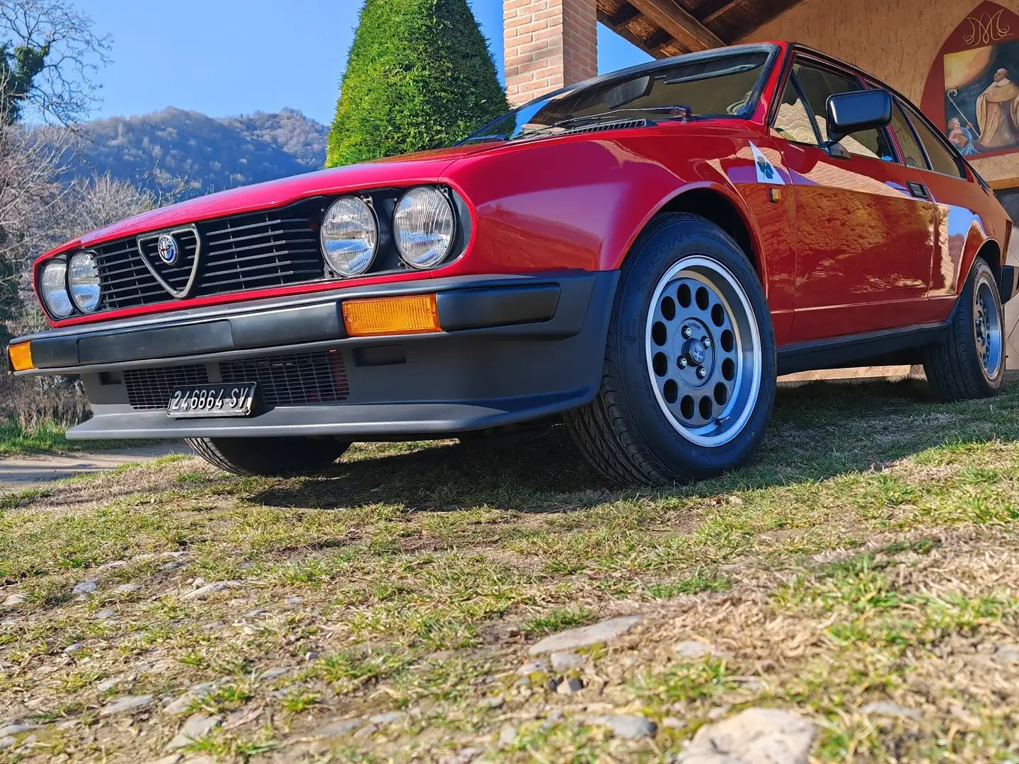Alfa Romeo GTV 2.0 Red - 1