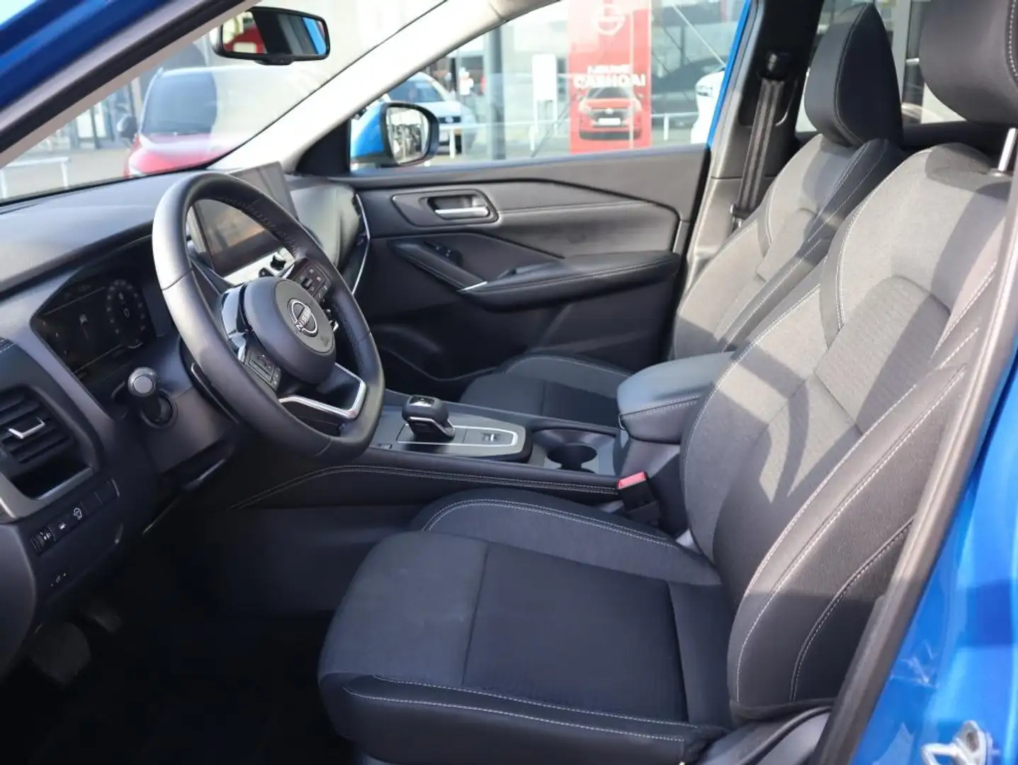 Nissan Qashqai 1.3 MHEV Xtronic N-Connecta | AUTOMAAT | Panoramad Blauw - 2
