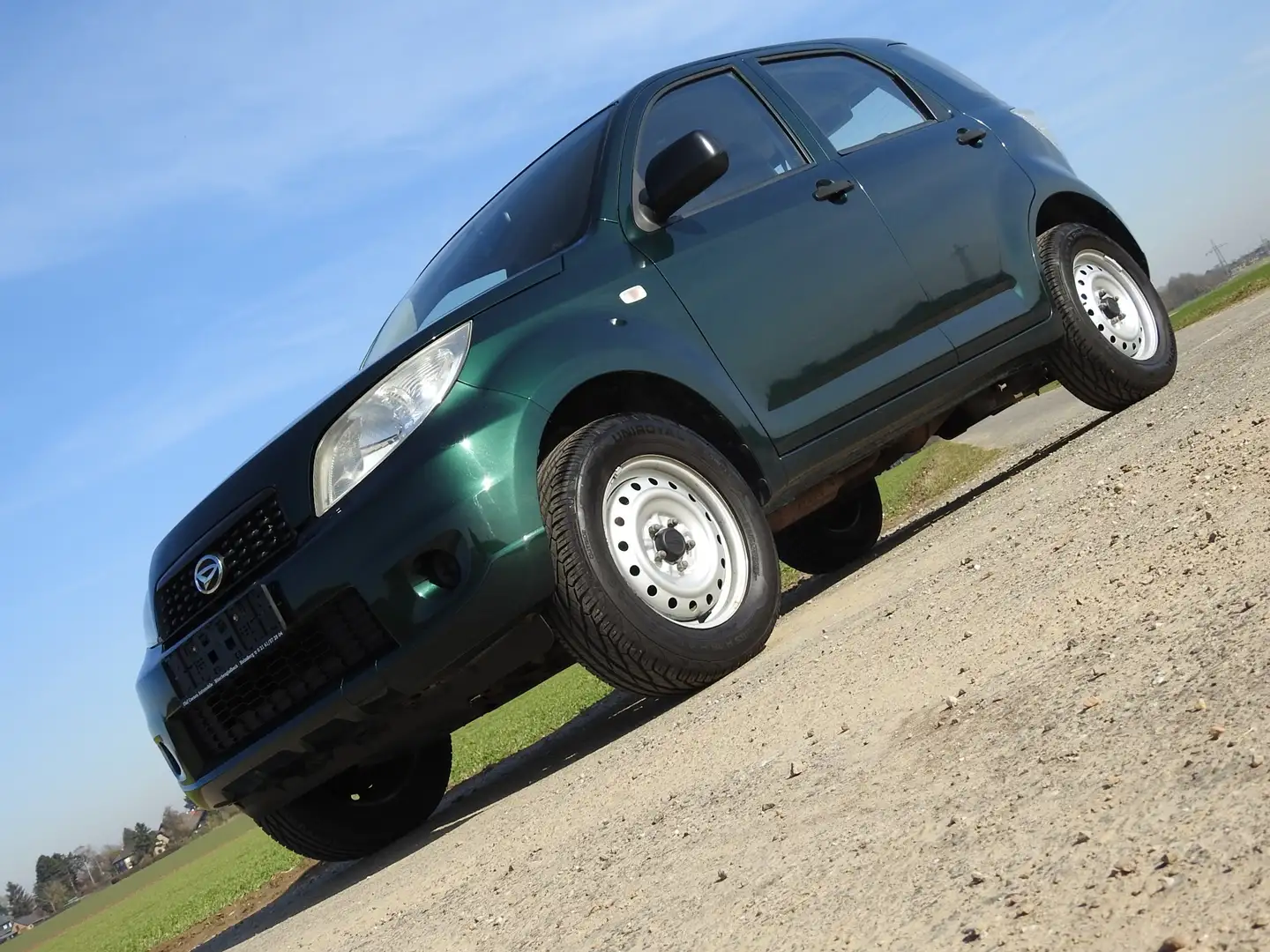 Daihatsu Terios 2.Hand. 56147km. AHK. Klima. Winterreifen ! Зелёный - 1