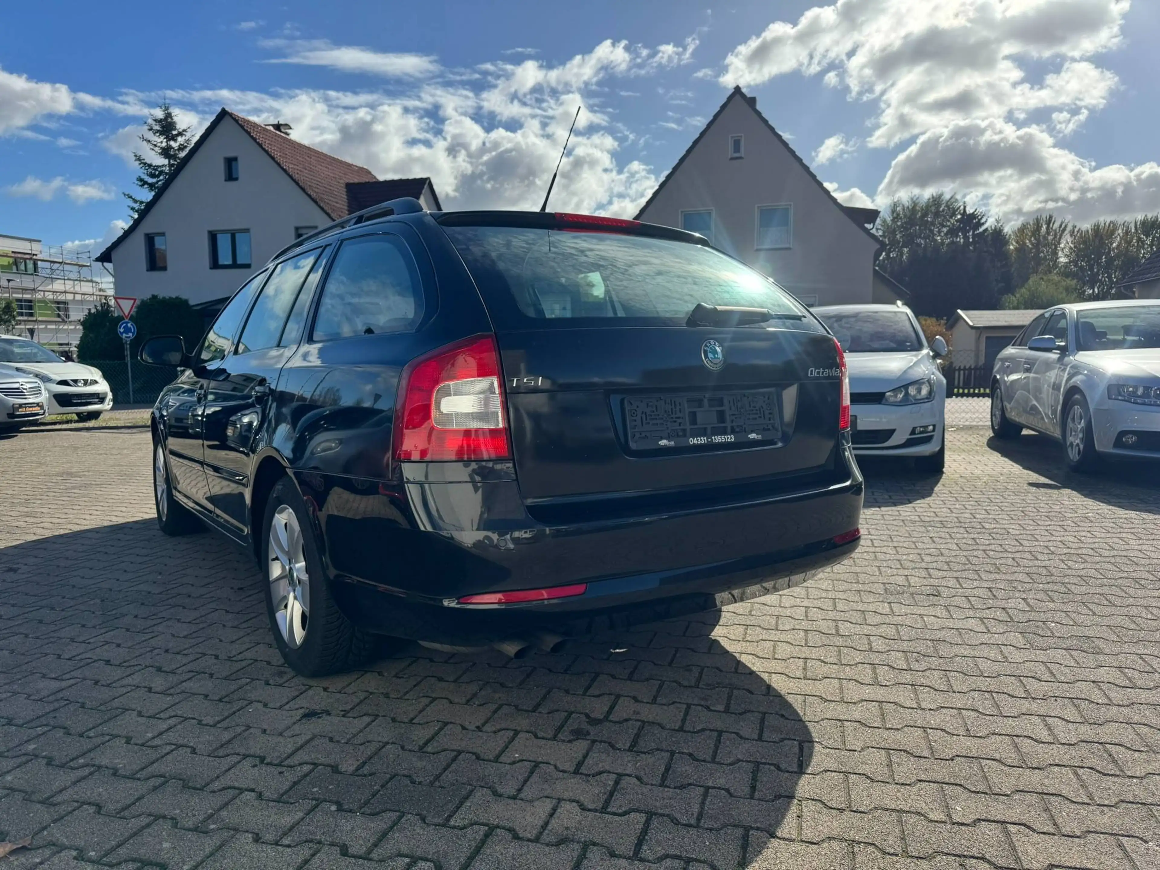 Skoda Octavia Ambiente*PDC*Tempomat*Top Zustand — photo 4