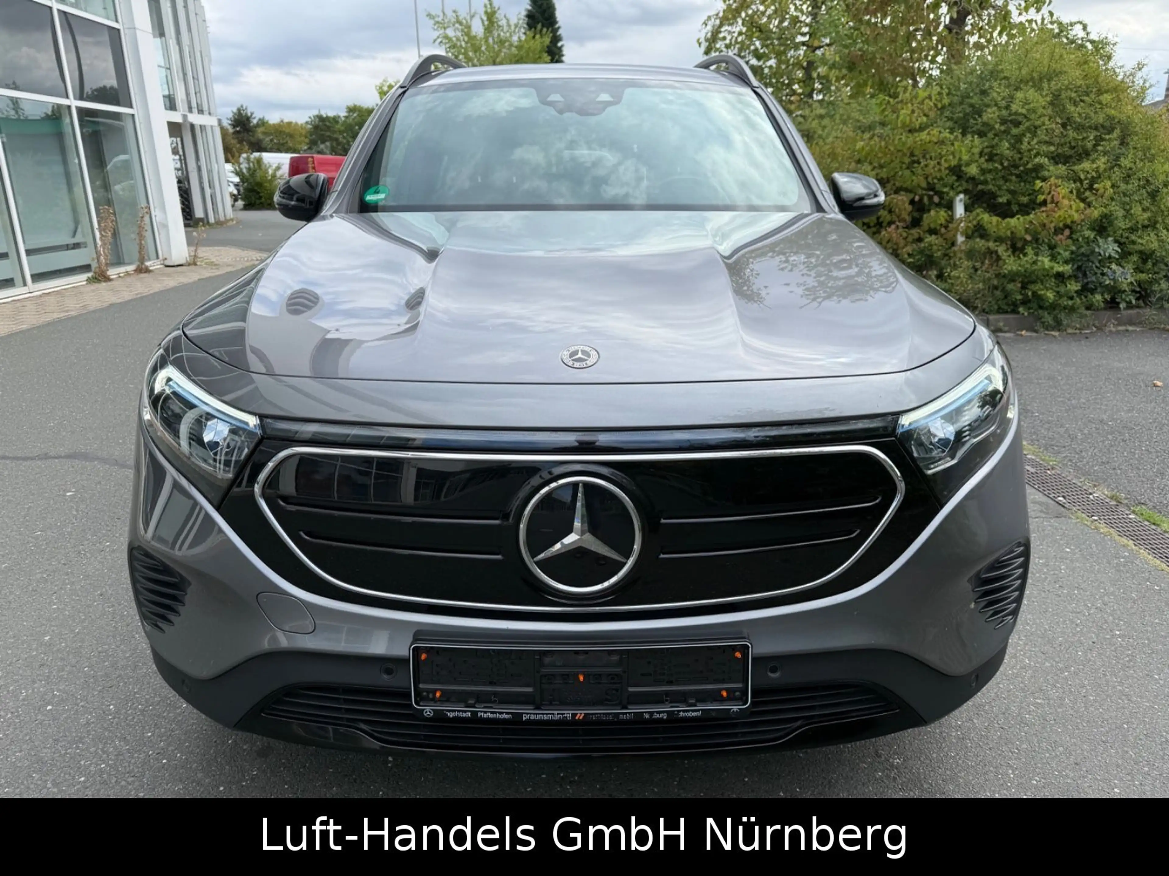 Mercedes-Benz EQB 250 Progressive Night-Paket Batteriezertifik — photo 2