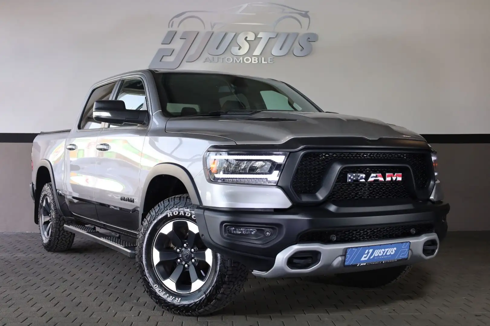 Dodge RAM 5.7 Rebel/BRCGAS/TOTW/SHZ/LHZ/ALPINE/RFK/R18 Plateado - 1
