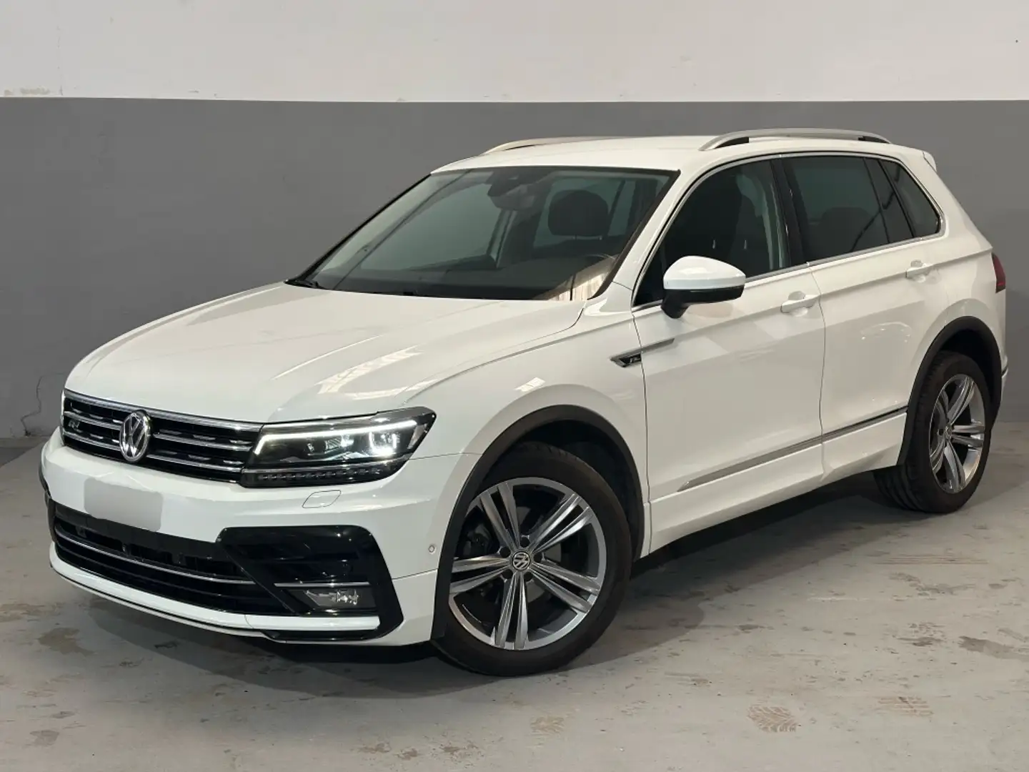 Volkswagen Tiguan 1.4 TSI Sport 4Motion DSG 110kW Weiß - 1