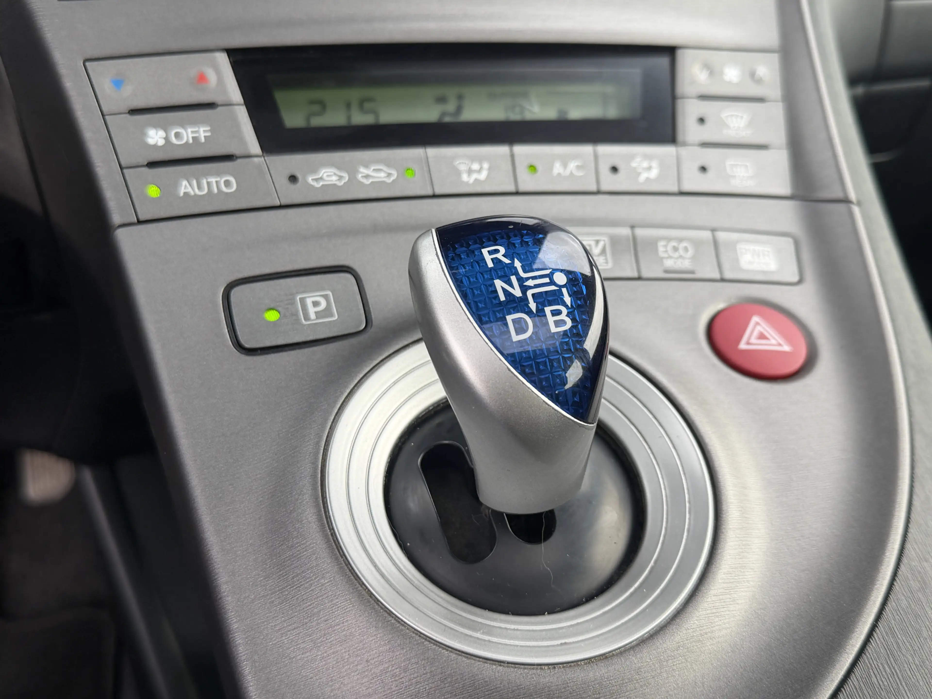 Toyota Prius 1.8 Dynamic Business JBL | Camera | Solar SK dak | — photo 19