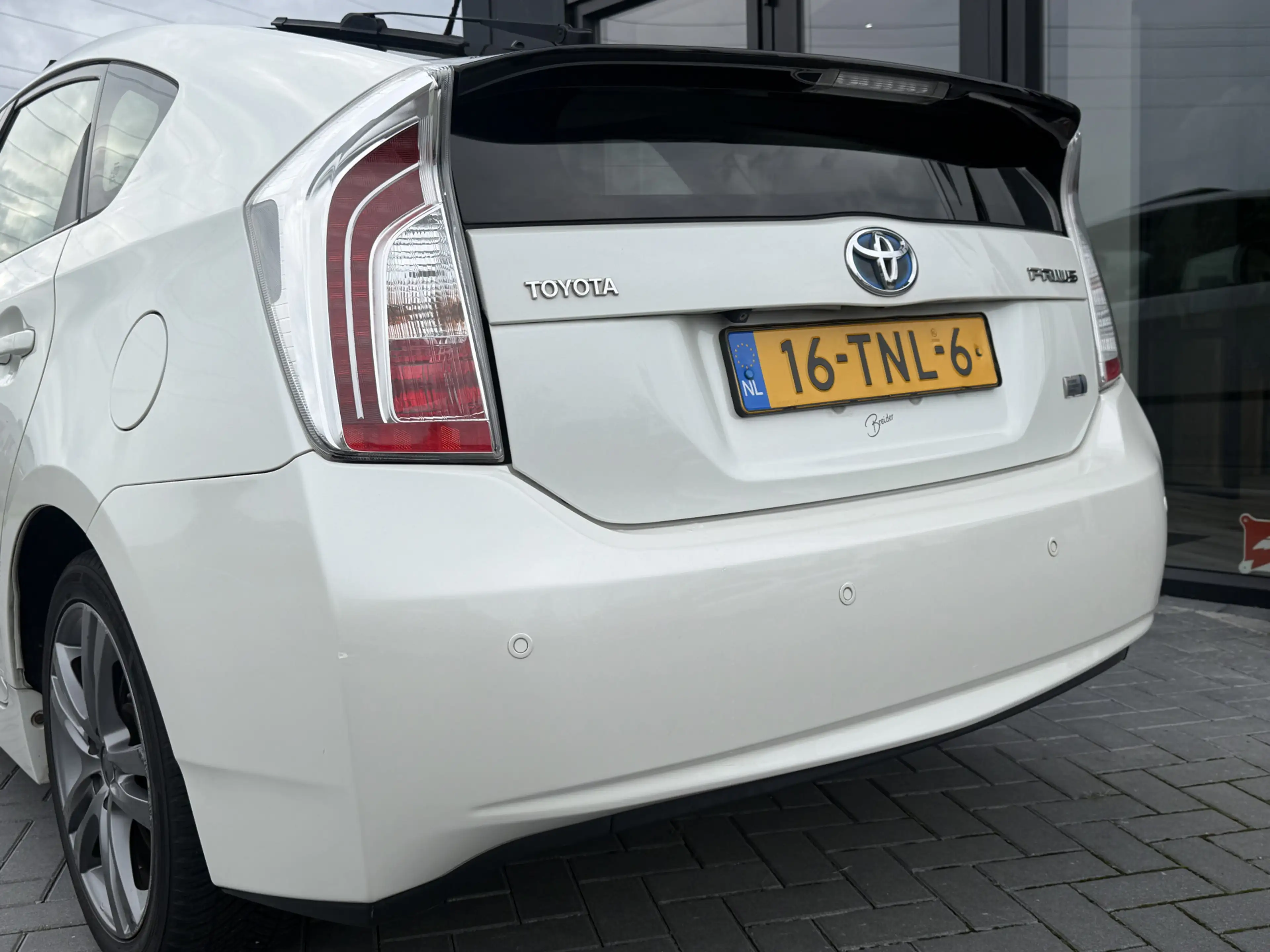 Toyota Prius 1.8 Dynamic Business JBL | Camera | Solar SK dak | — photo 8
