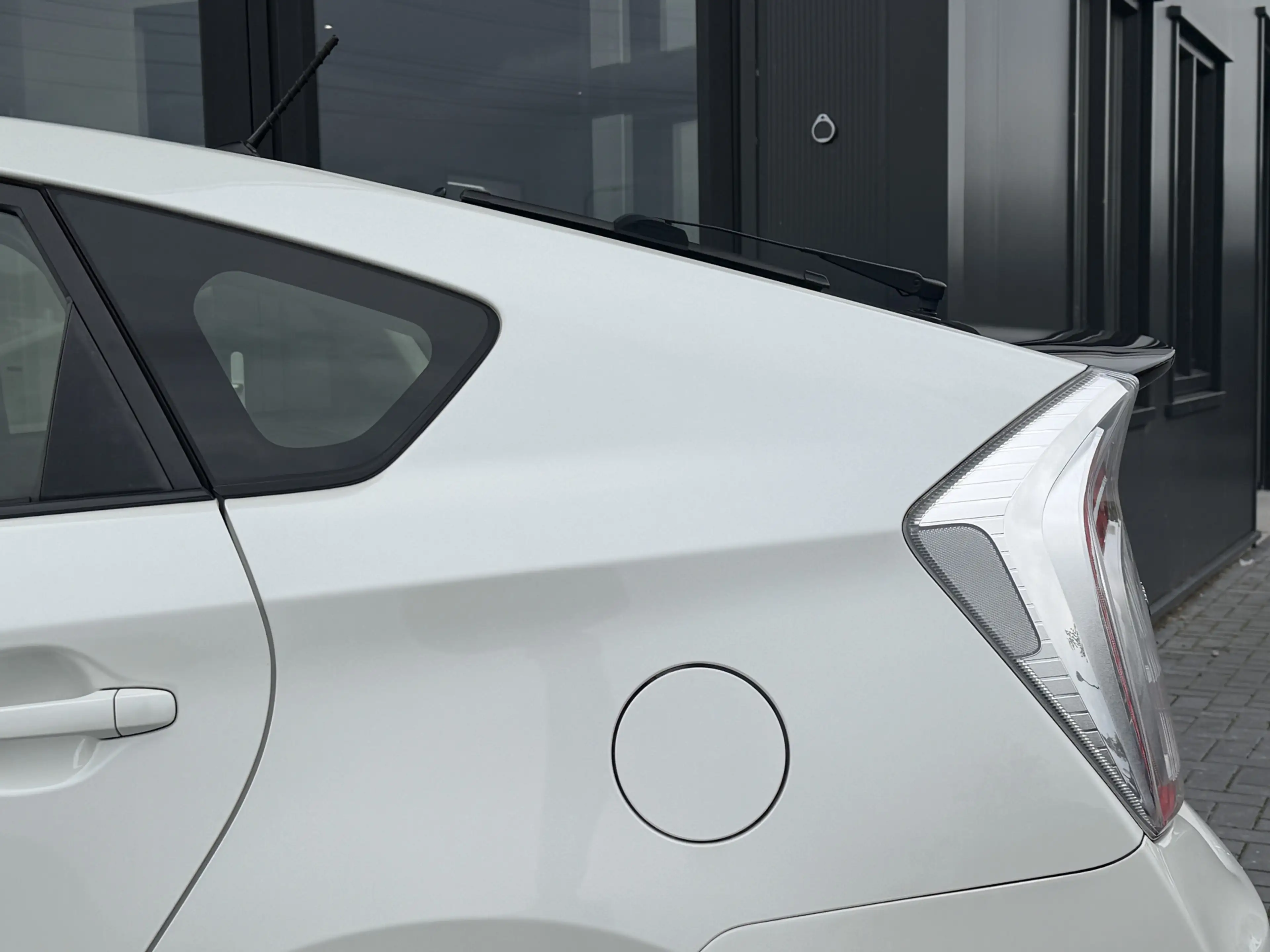 Toyota Prius 1.8 Dynamic Business JBL | Camera | Solar SK dak | — photo 25