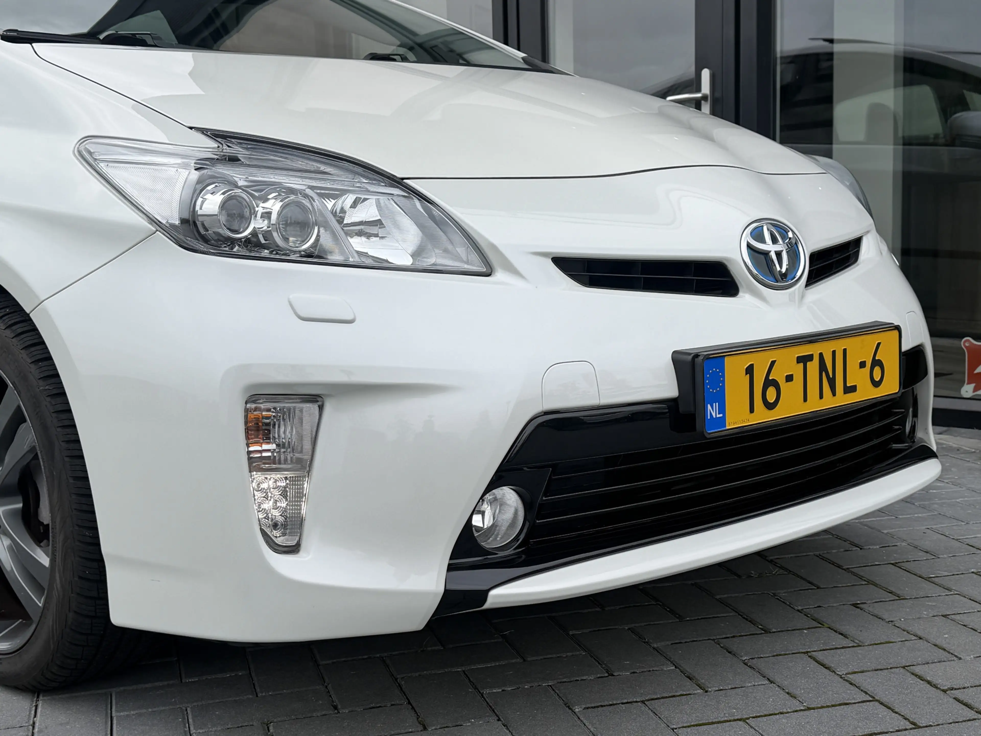 Toyota Prius 1.8 Dynamic Business JBL | Camera | Solar SK dak | — photo 27