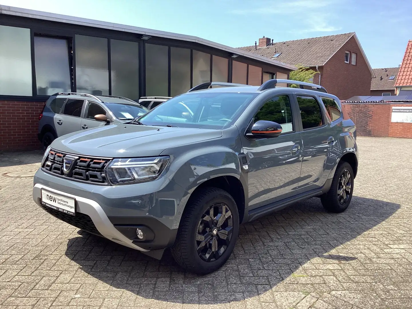 Dacia Duster Sondermodell Extreme 1.3 TCe 130 2WD Gris - 1