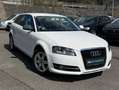 Audi A3 1.6 TDI Attraction Weiß - thumbnail 4