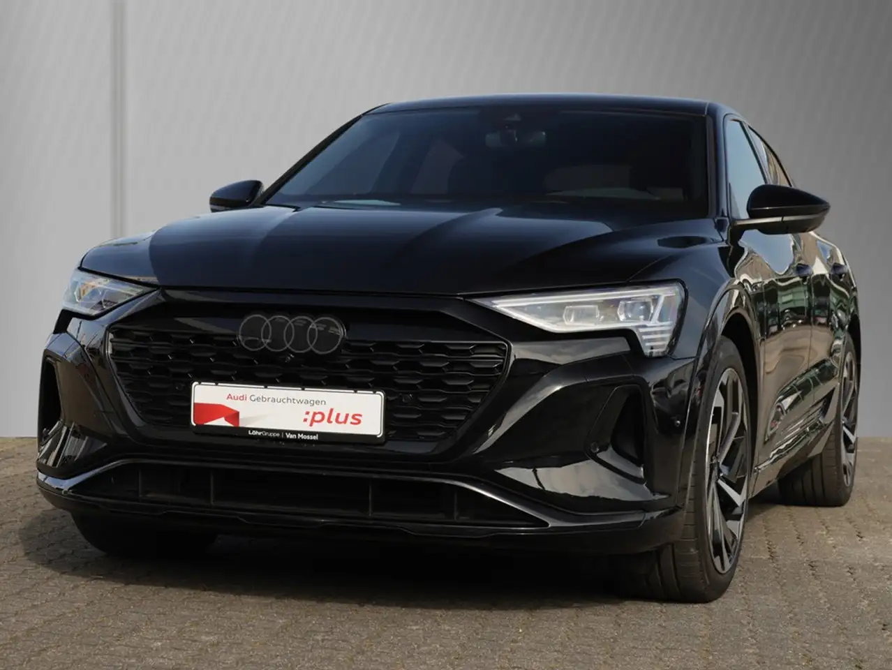 Audi Q8 Sportback e-tron 50 quattro advanced S line 2