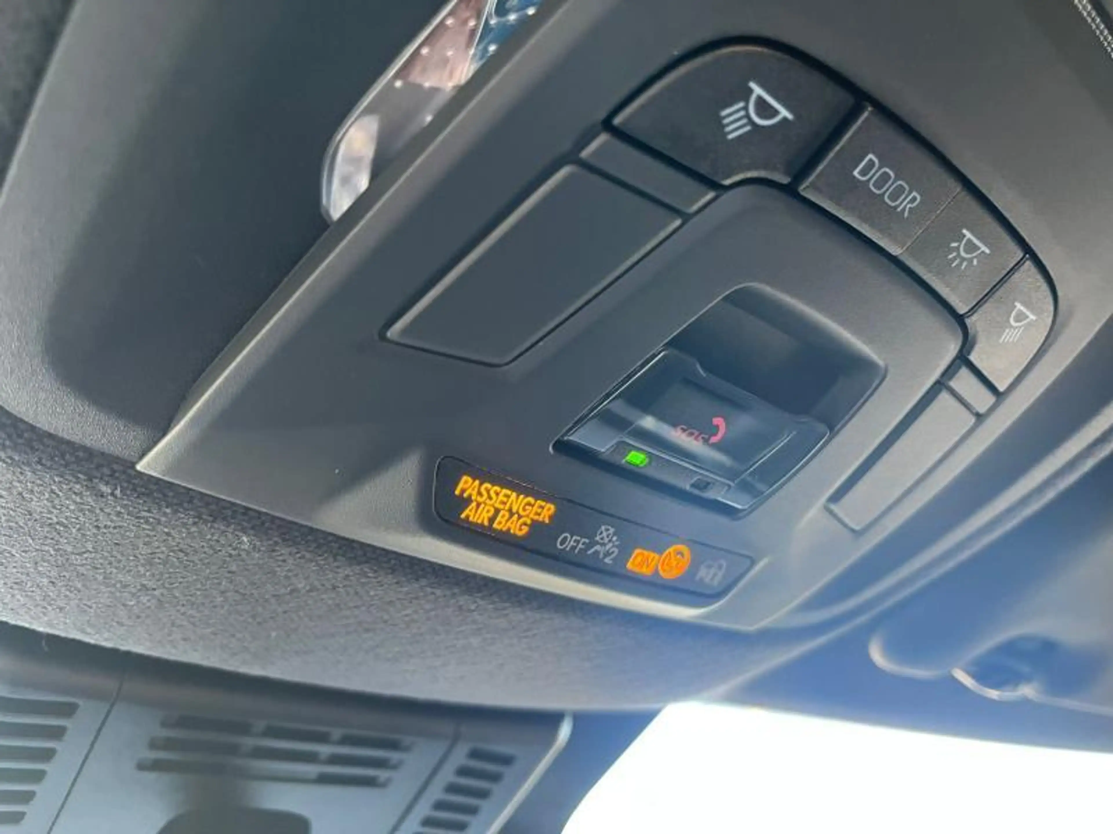 Toyota C-HR EX DEMO 2.0L CVT Dynamic Plus — photo 23