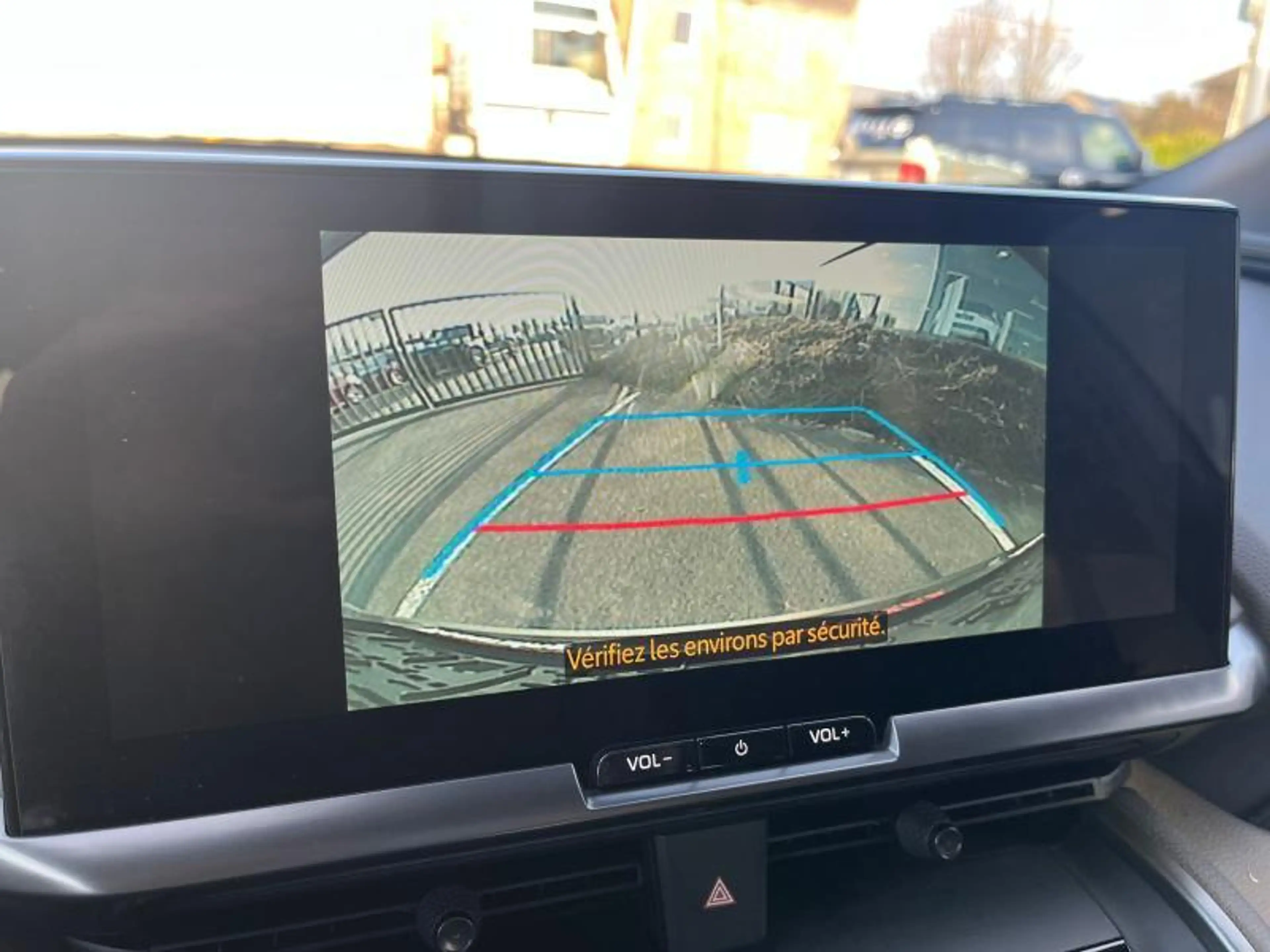 Toyota C-HR EX DEMO 2.0L CVT Dynamic Plus — photo 19