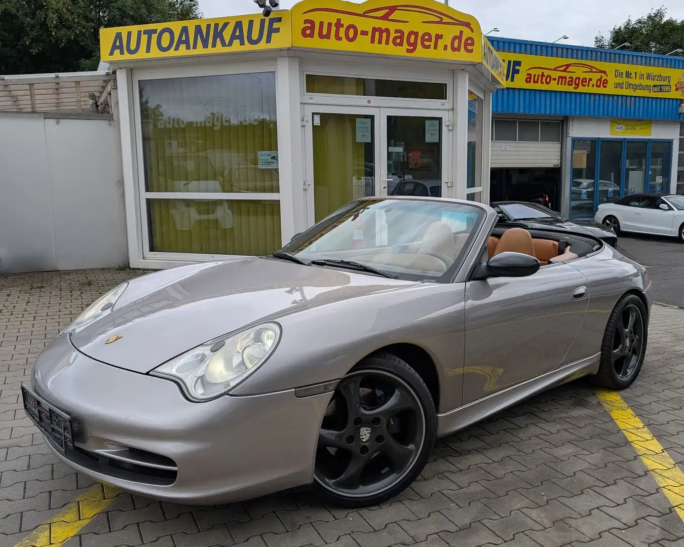Porsche 996 911*Cabrio*Xen*Temp*Memo*Shz*Porsche SH voll Violet - 1