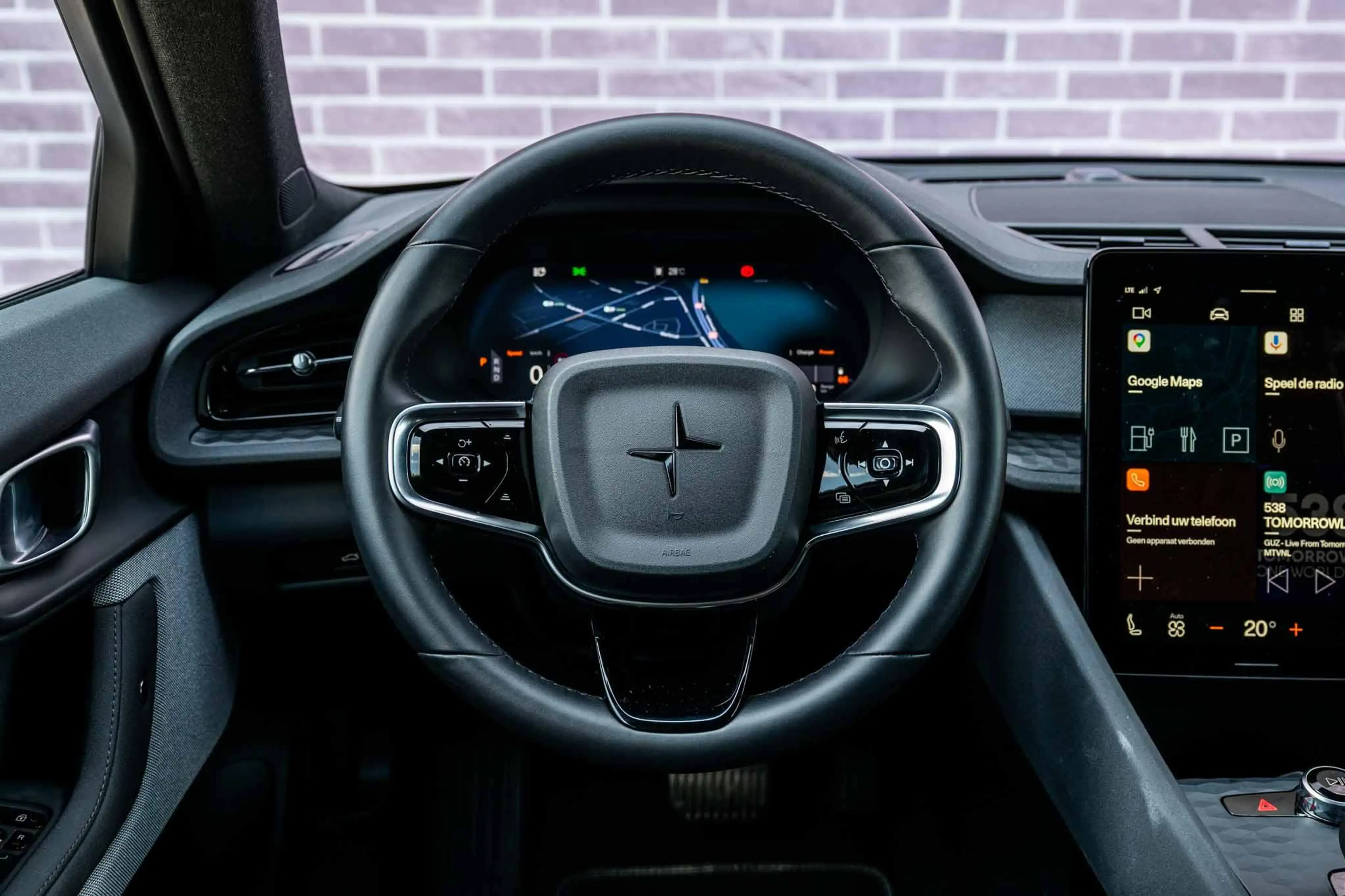 Polestar 2 Standard Range Single Motor 70 kWh — photo 3
