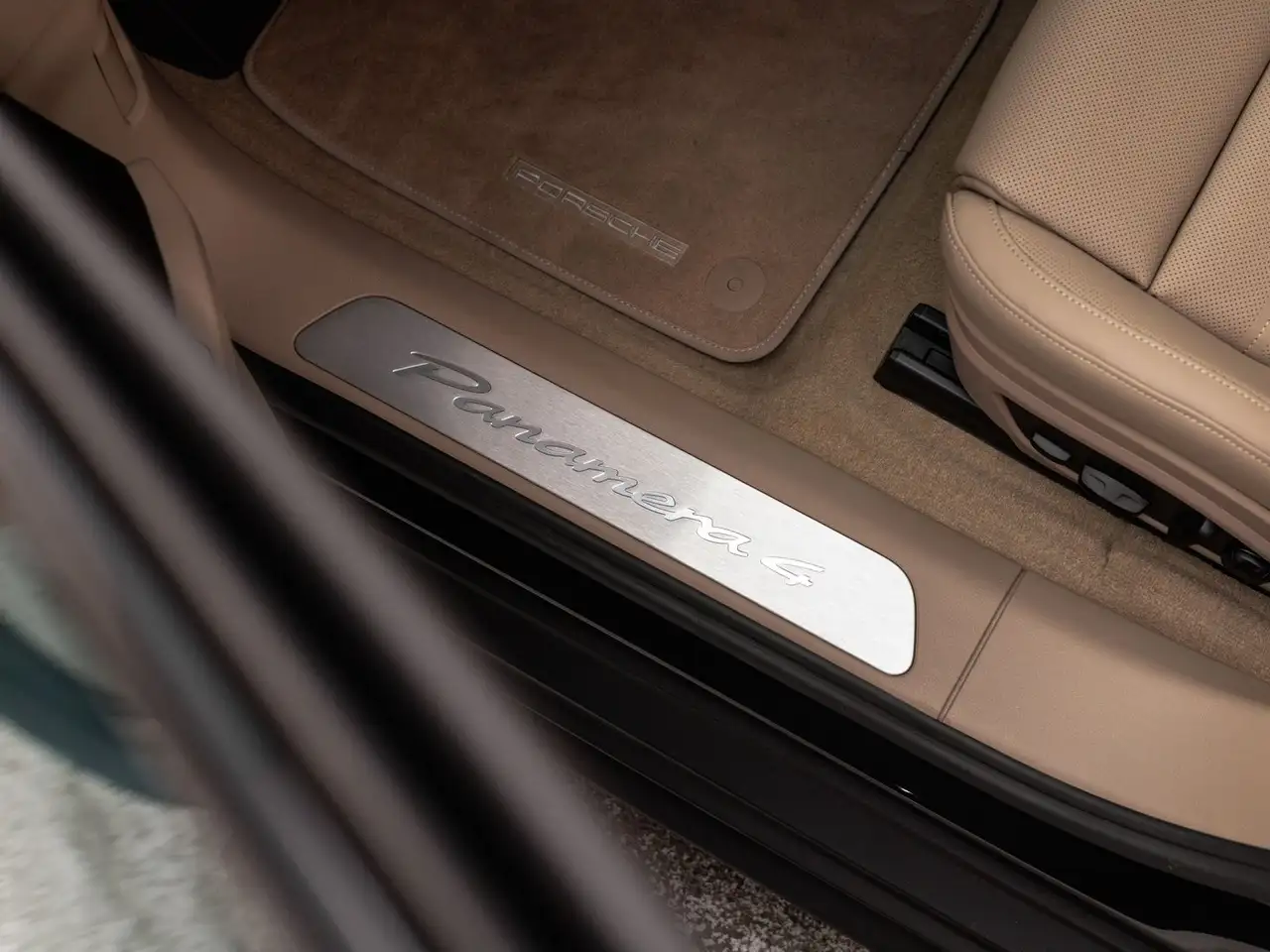 Porsche Panamera 4 E-Hybrid, миниатюра 16