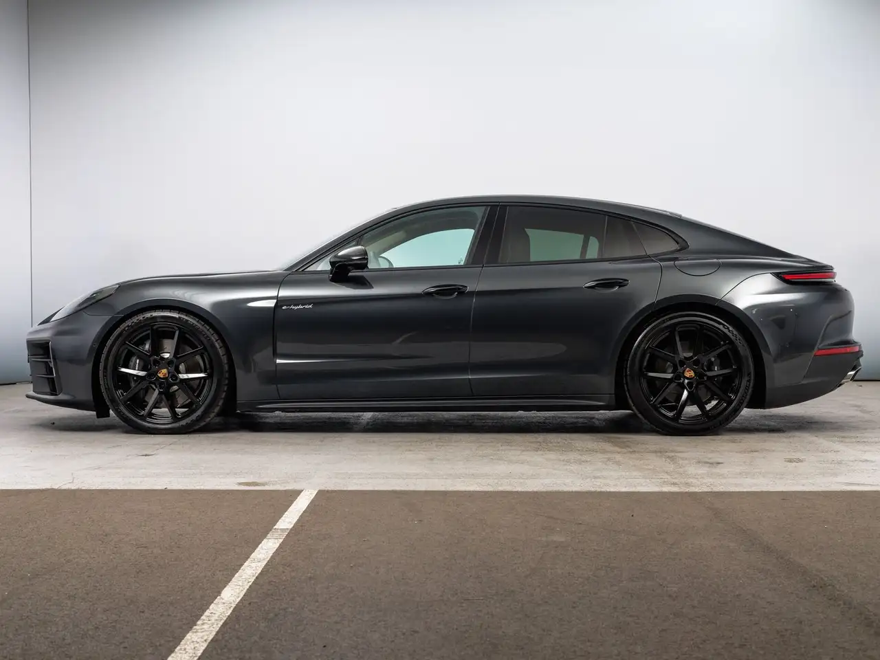 Porsche Panamera 4 E-Hybrid, миниатюра 2