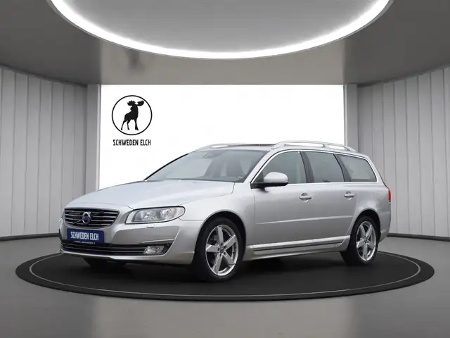 Volvo V70 D4 SUMMUM+GARANTIE+ACC+AHK+SCHIEBEDACH+SHZG