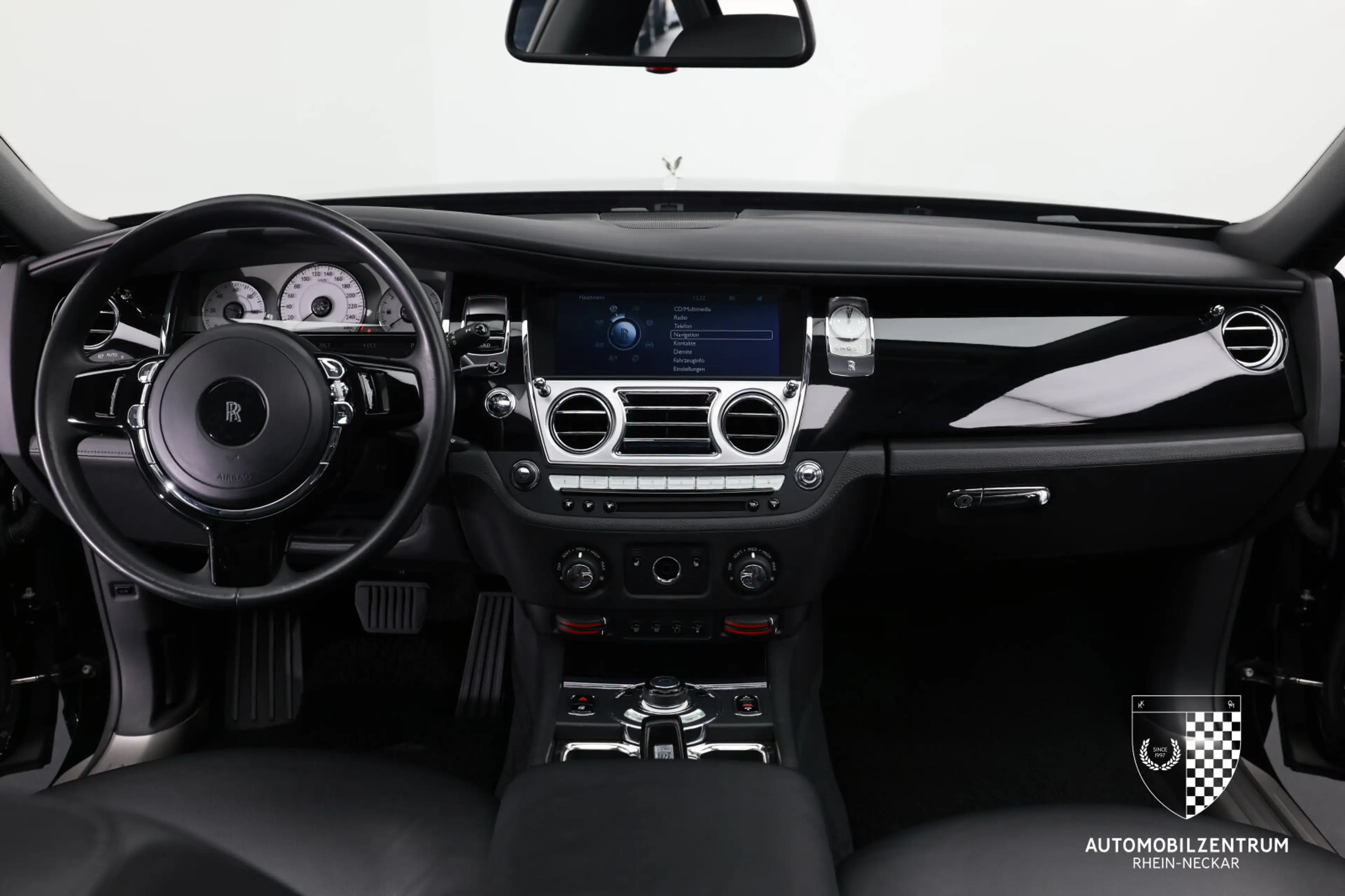 Rolls-Royce Ghost Ghost Panorama/Picnic/Theater/Fahrassistenz — photo 14